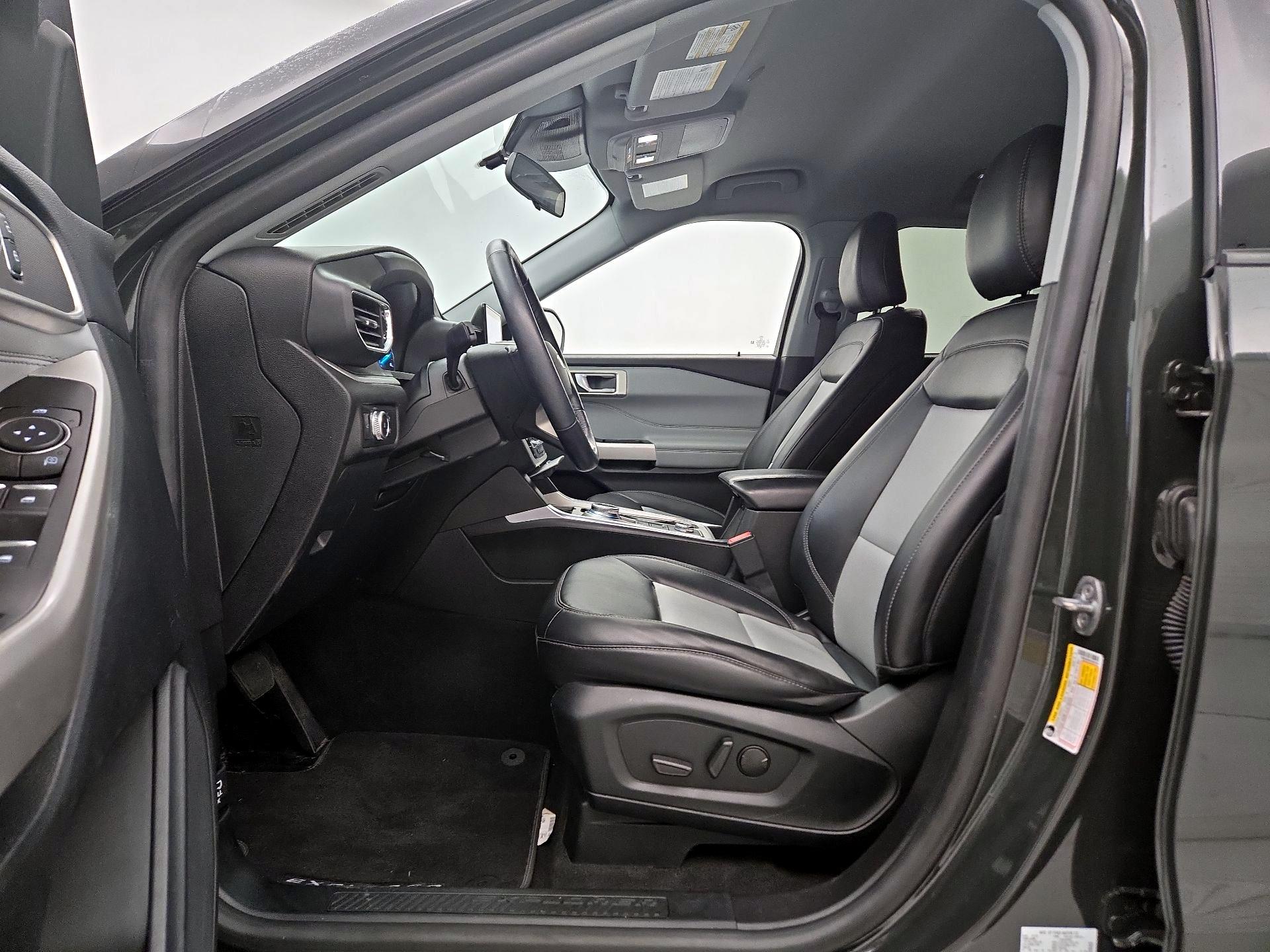 Thumbnail: 2022 Ford Explorer - 11