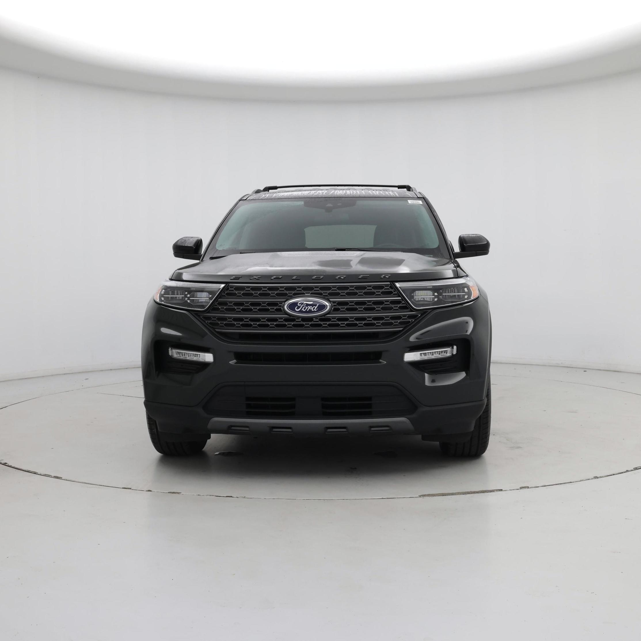 Thumbnail: 2022 Ford Explorer - 5