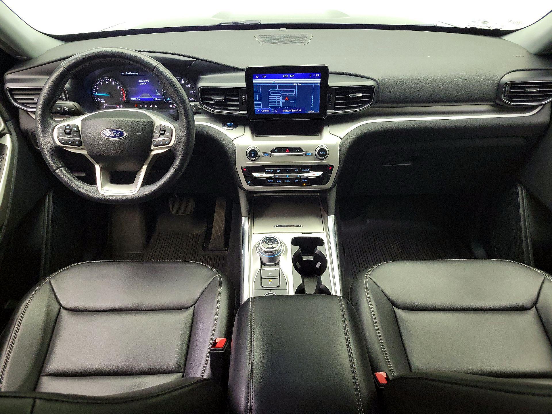 Thumbnail: 2022 Ford Explorer - 9