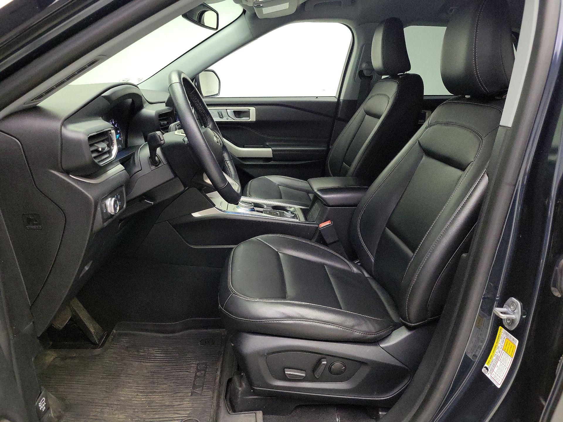 Thumbnail: 2022 Ford Explorer - 11