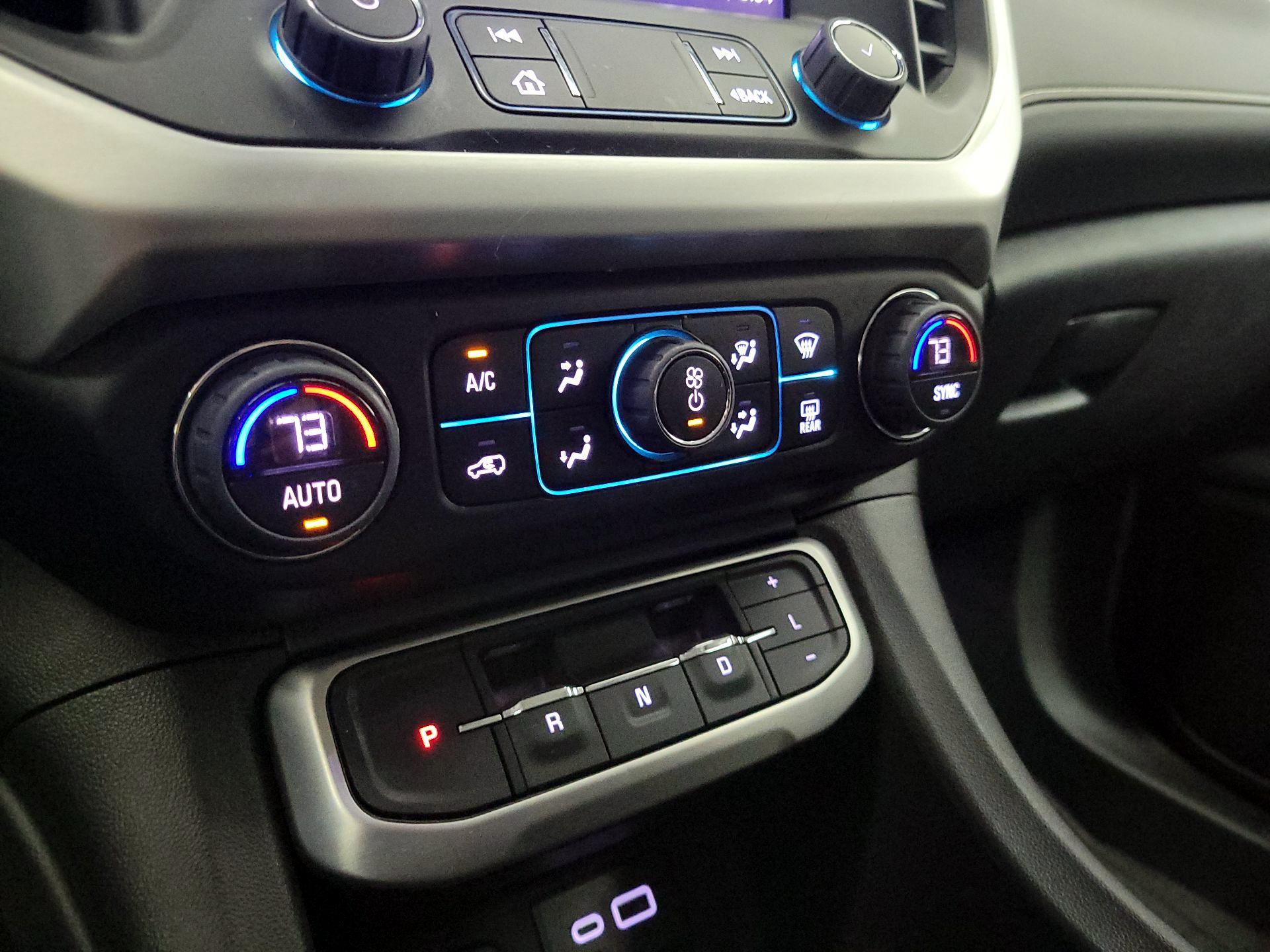 Thumbnail: 2023 GMC Acadia - 16