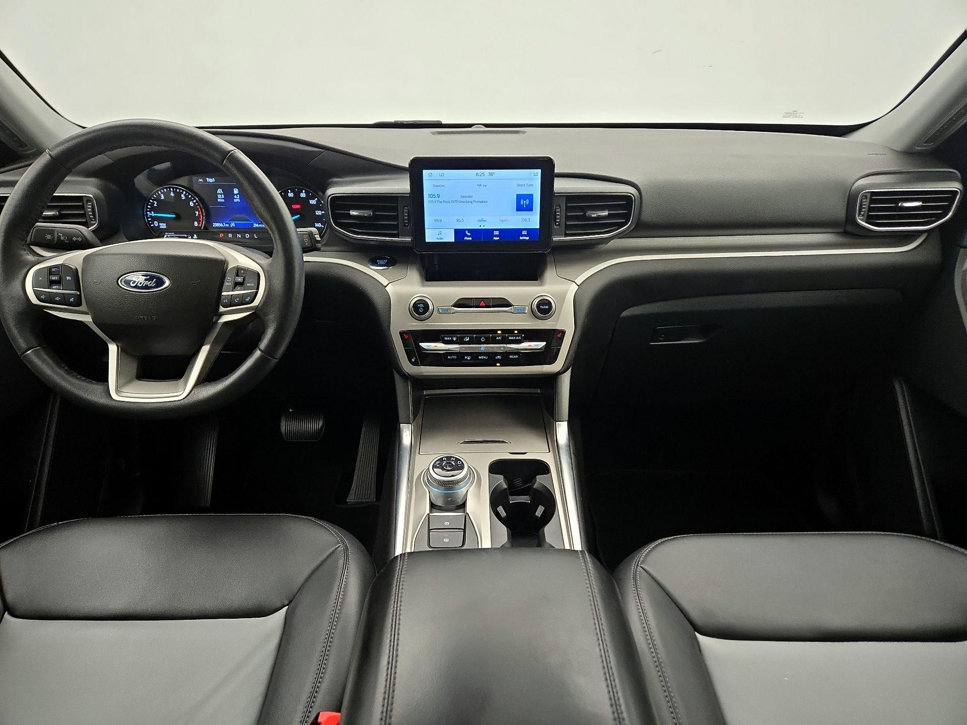 Thumbnail: 2023 Ford Explorer - 9