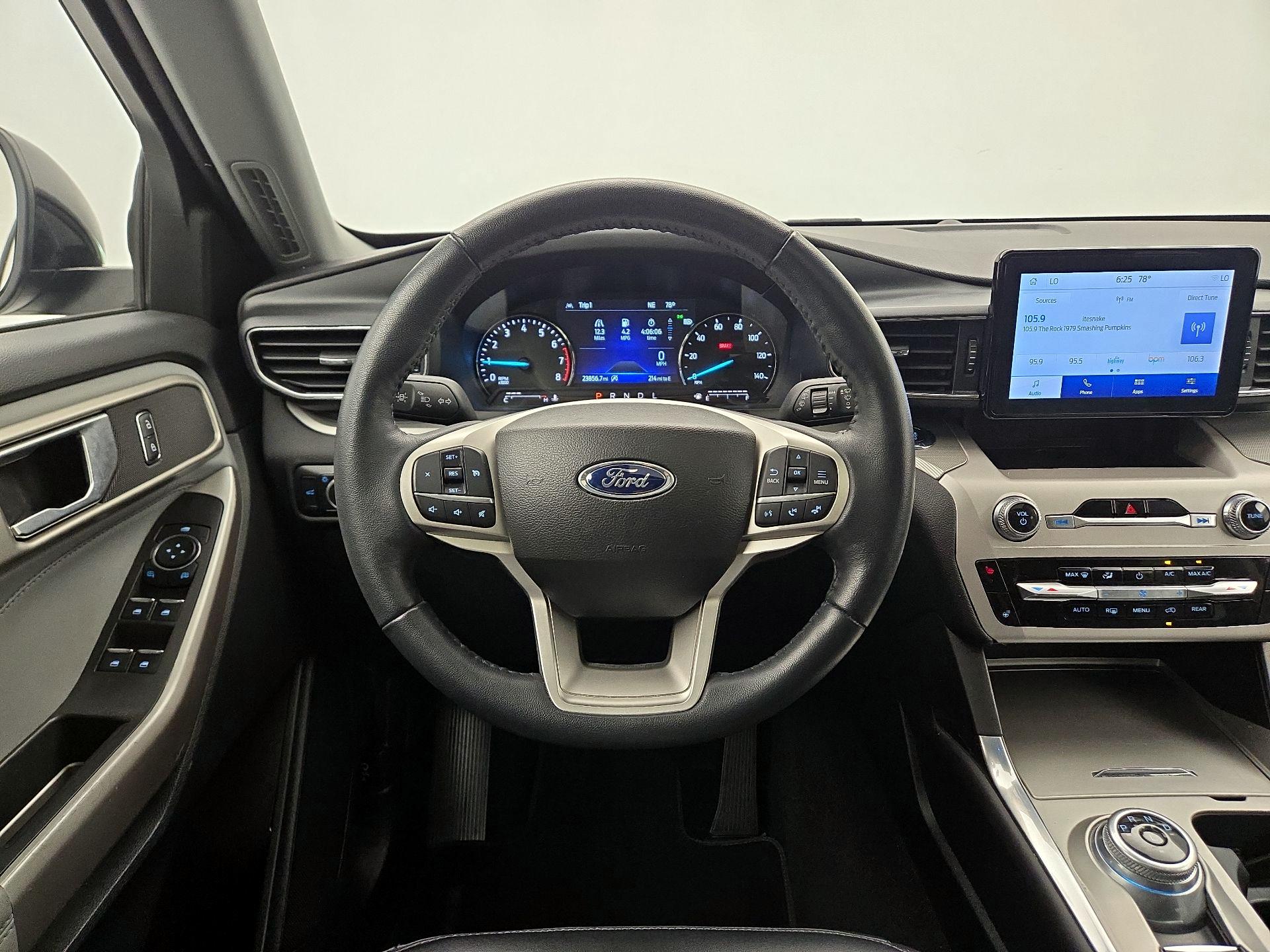 Thumbnail: 2023 Ford Explorer - 10