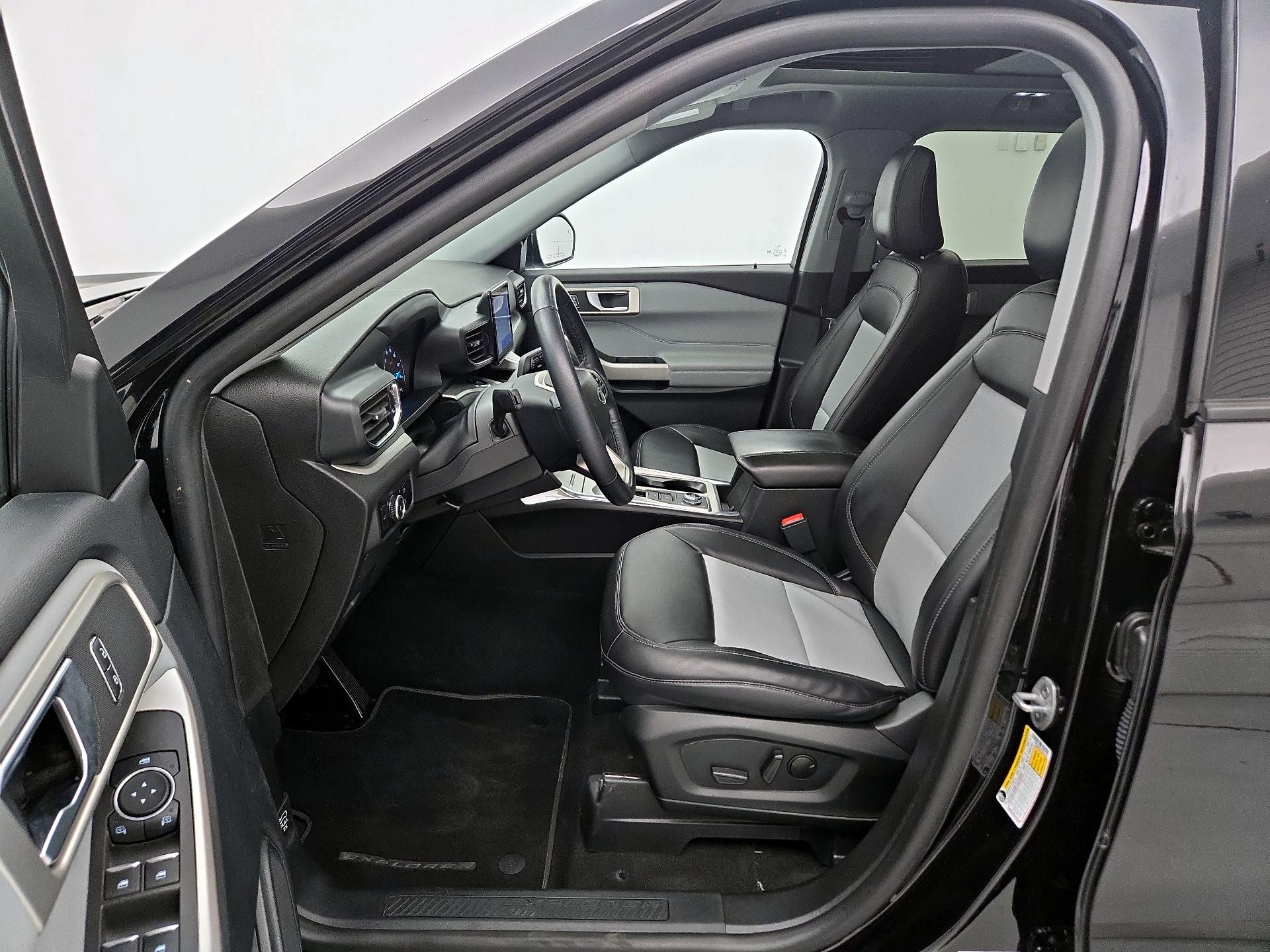 Thumbnail: 2023 Ford Explorer - 11