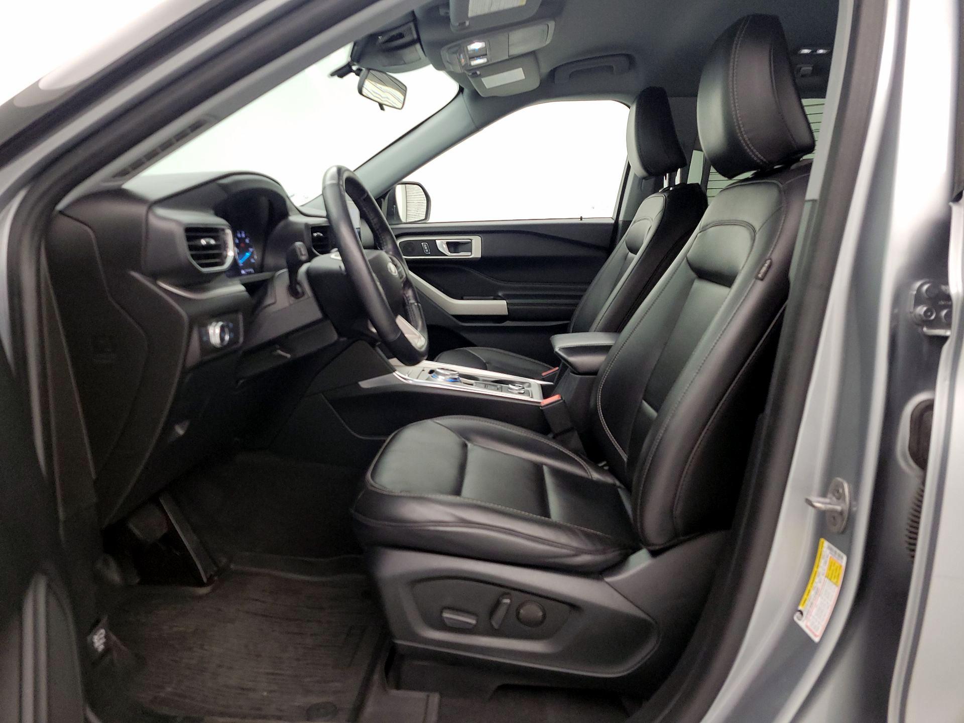 Thumbnail: 2022 Ford Explorer - 11