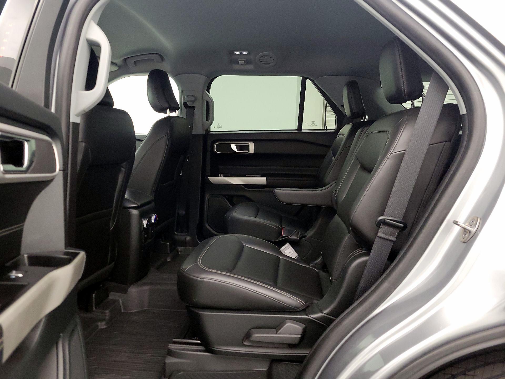 Thumbnail: 2022 Ford Explorer - 20