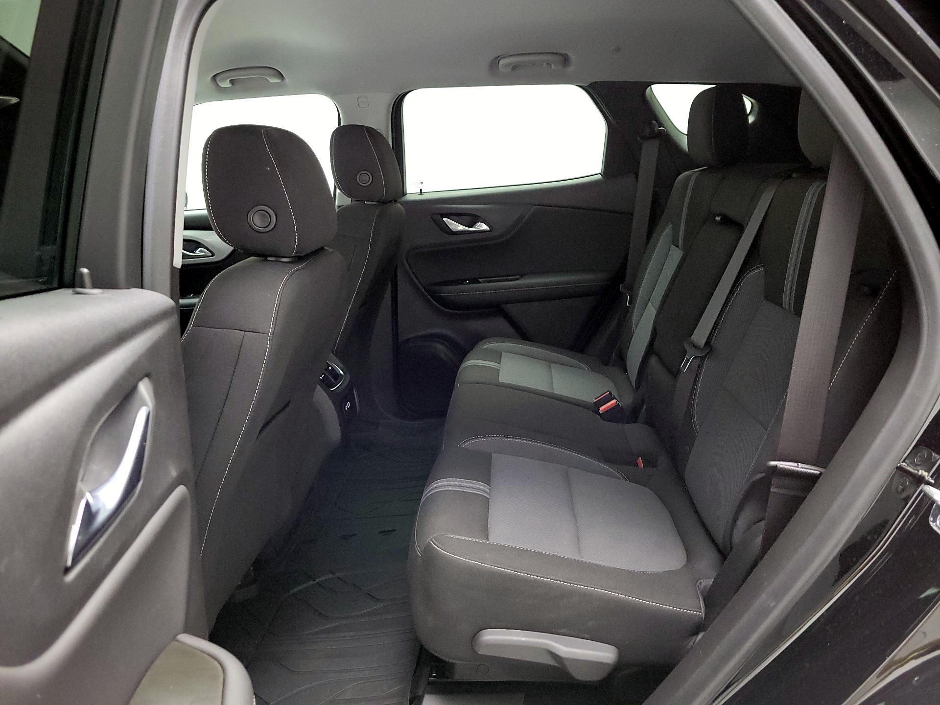 Thumbnail: 2023 Chevrolet Blazer - 18