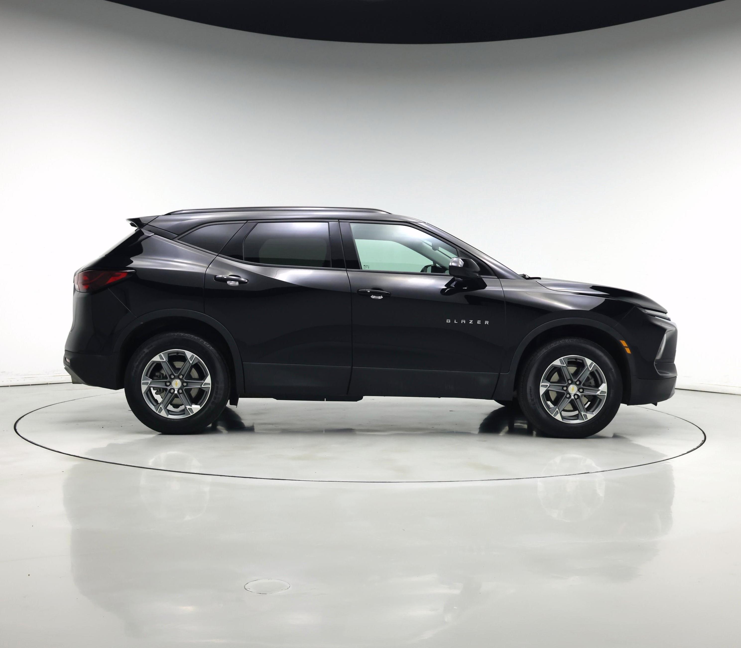 Thumbnail: 2023 Chevrolet Blazer - 7