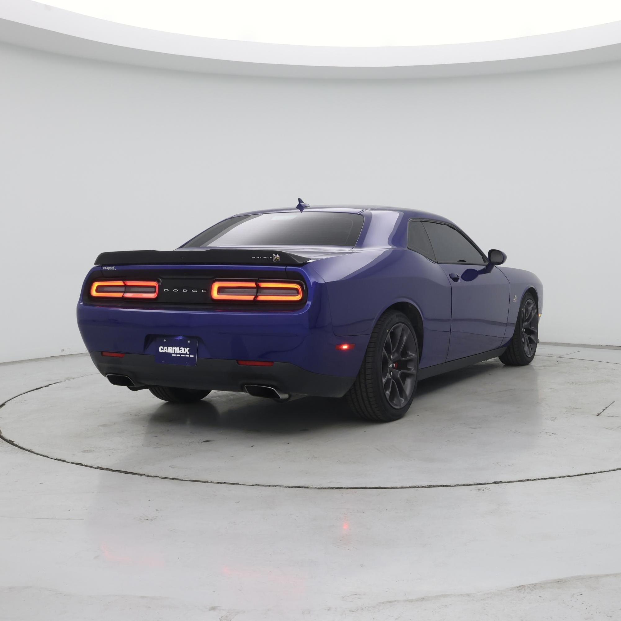 Thumbnail: 2022 Dodge Challenger - 8