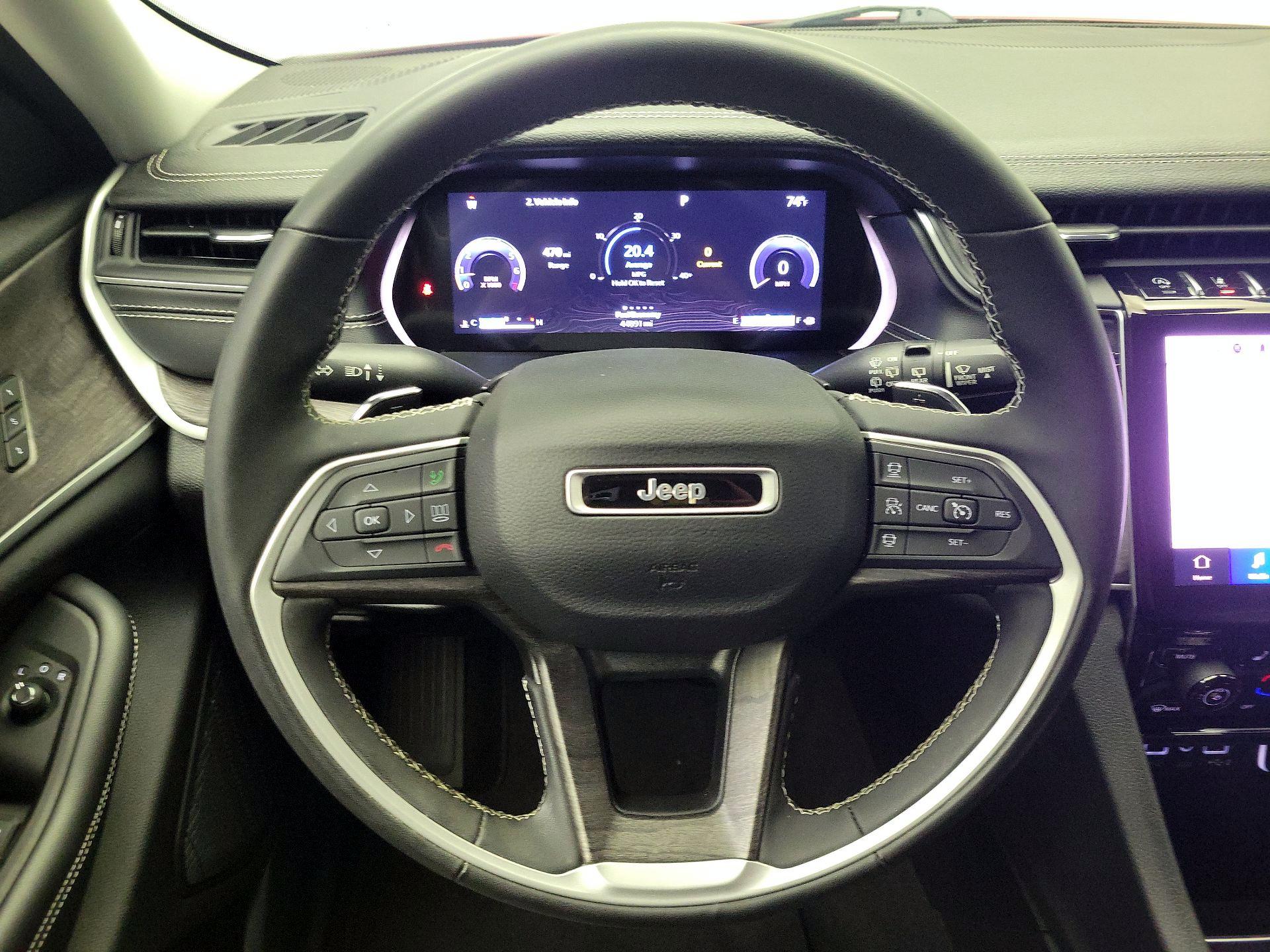 Thumbnail: 2023 Jeep Grand Cherokee - 10