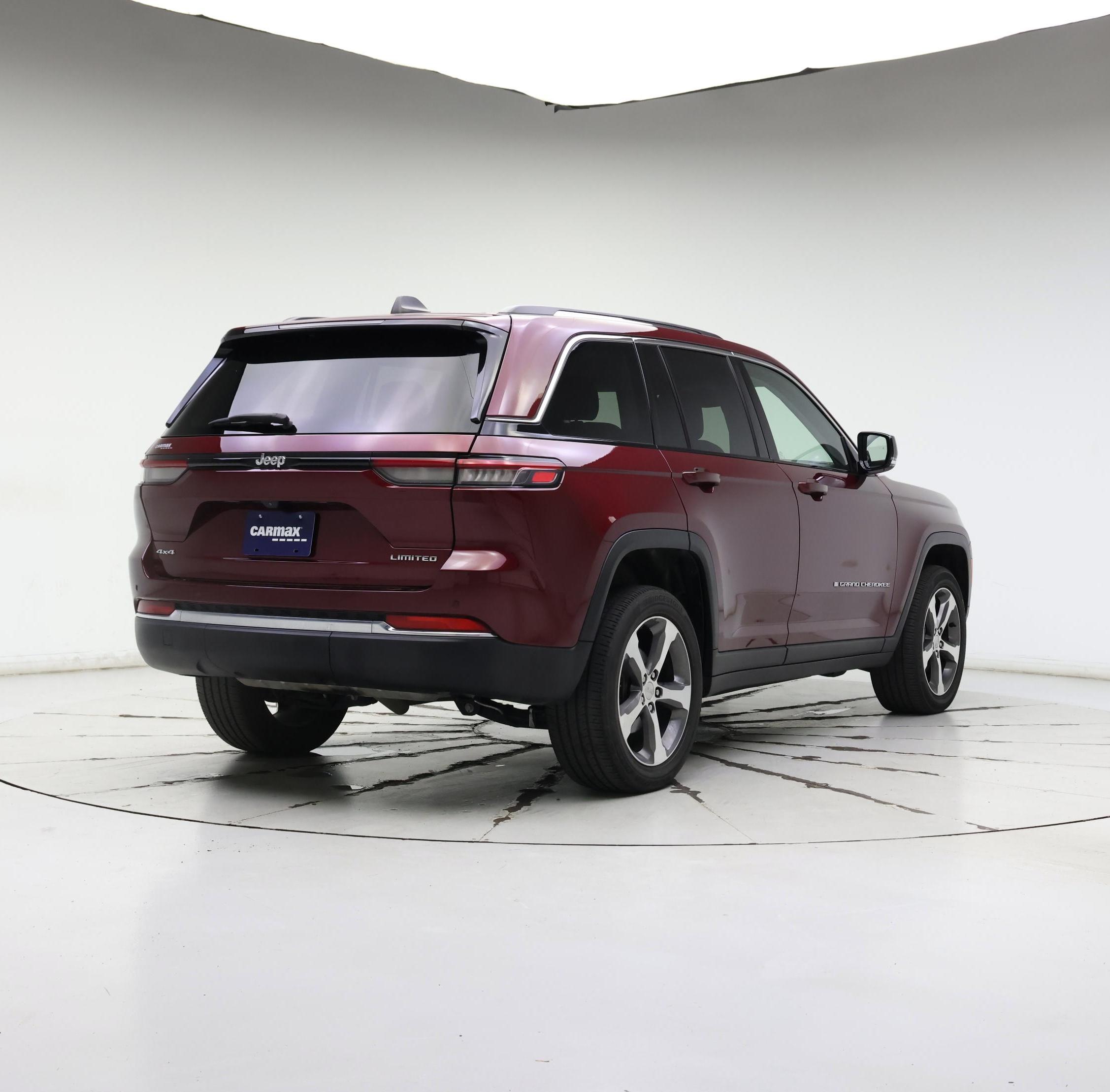 Thumbnail: 2023 Jeep Grand Cherokee - 8