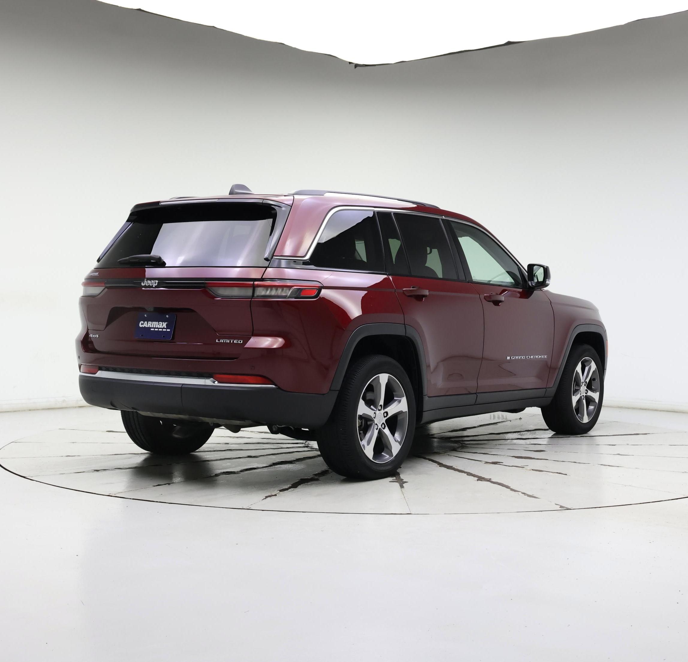 Thumbnail: 2023 Jeep Grand Cherokee - 8