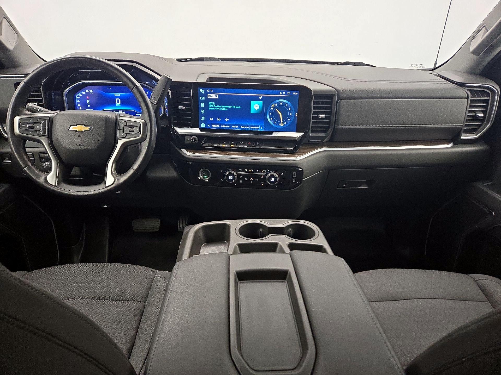 Thumbnail: 2022 Chevrolet Silverado 1500 - 9