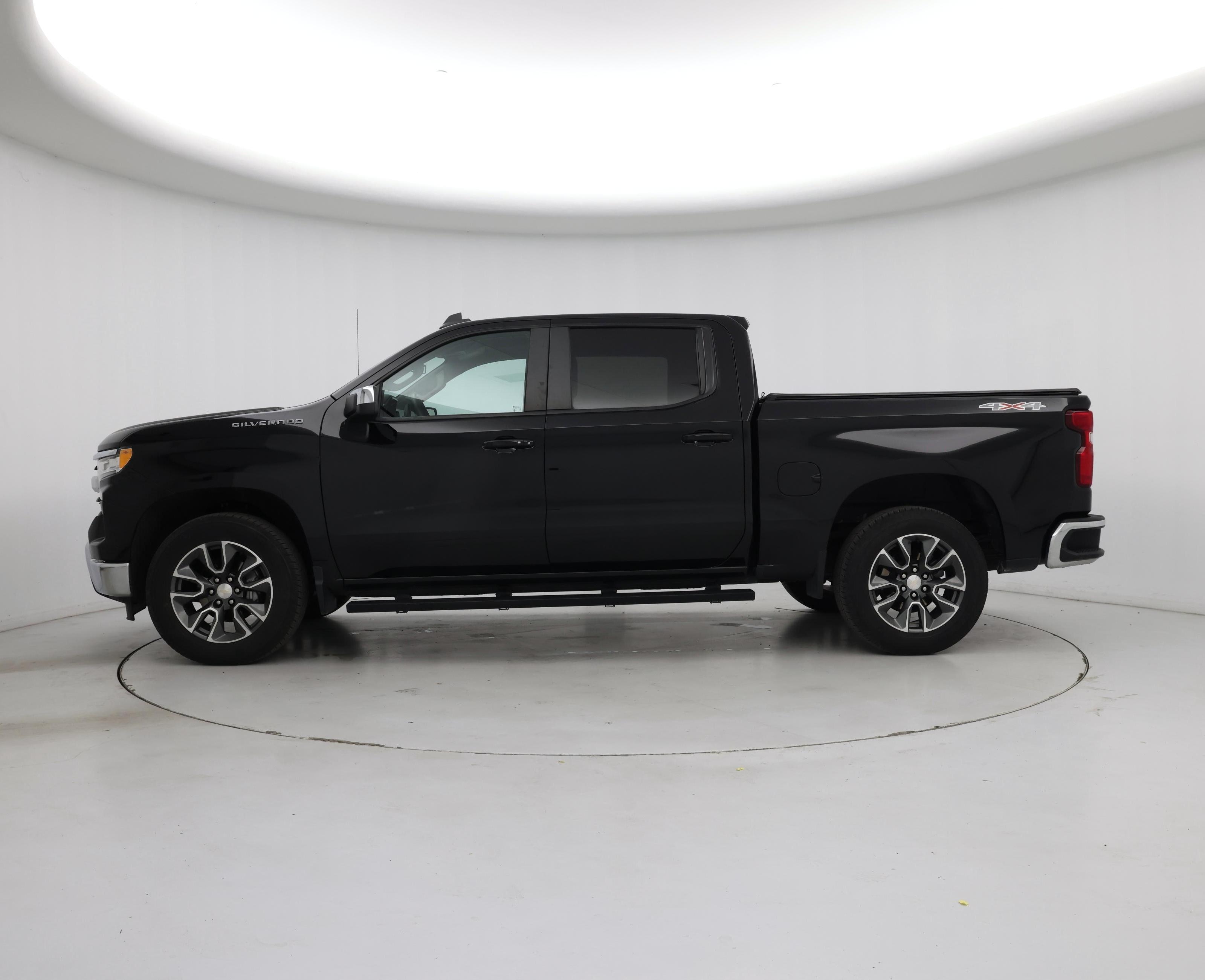 Thumbnail: 2022 Chevrolet Silverado 1500 - 3