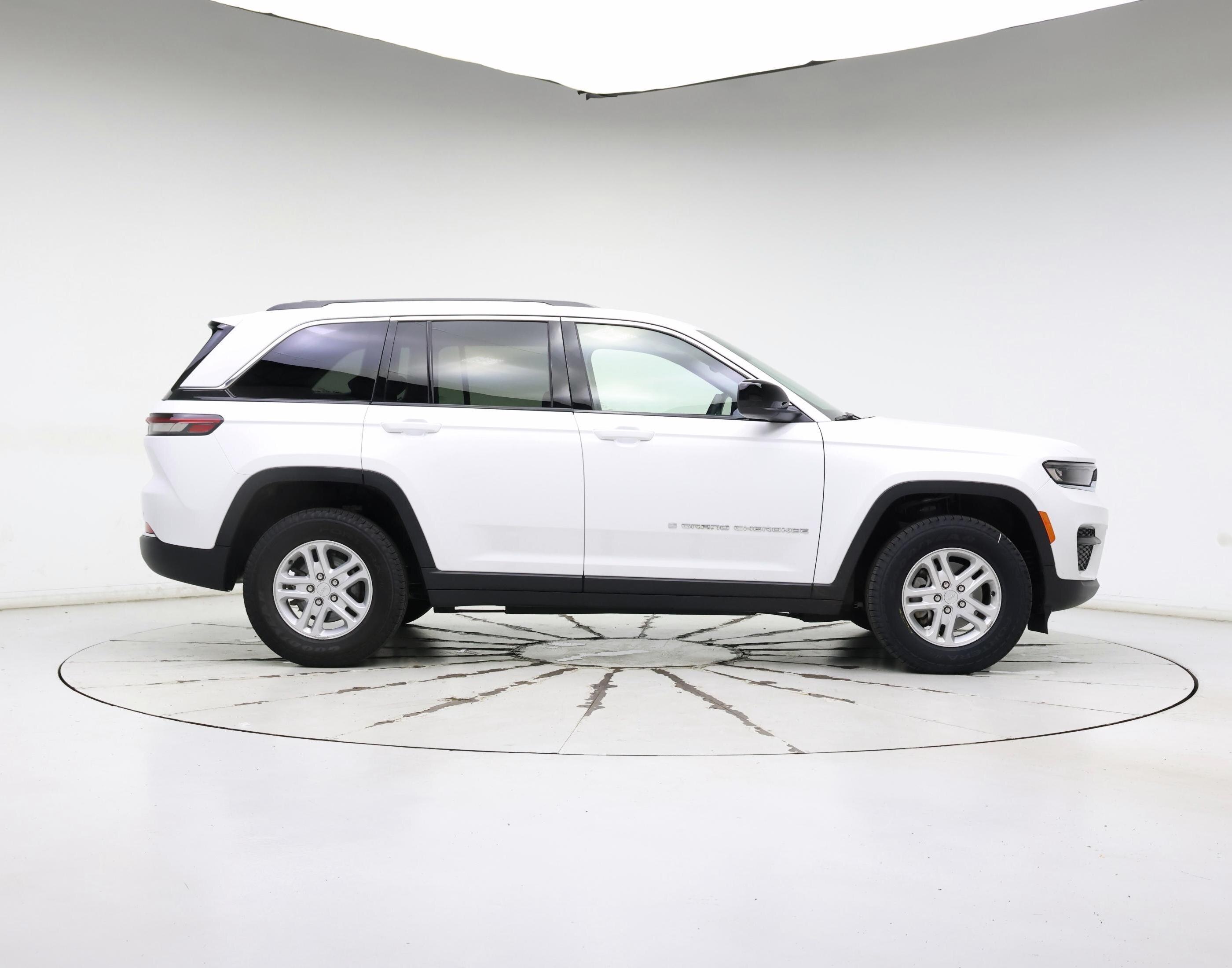 Thumbnail: 2023 Jeep Grand Cherokee - 7