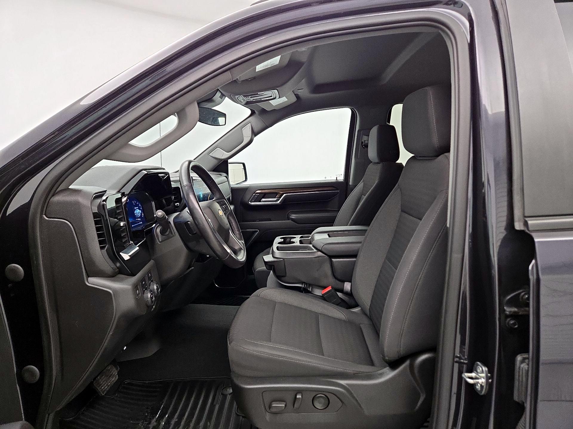 Thumbnail: 2022 Chevrolet Silverado 1500 - 11