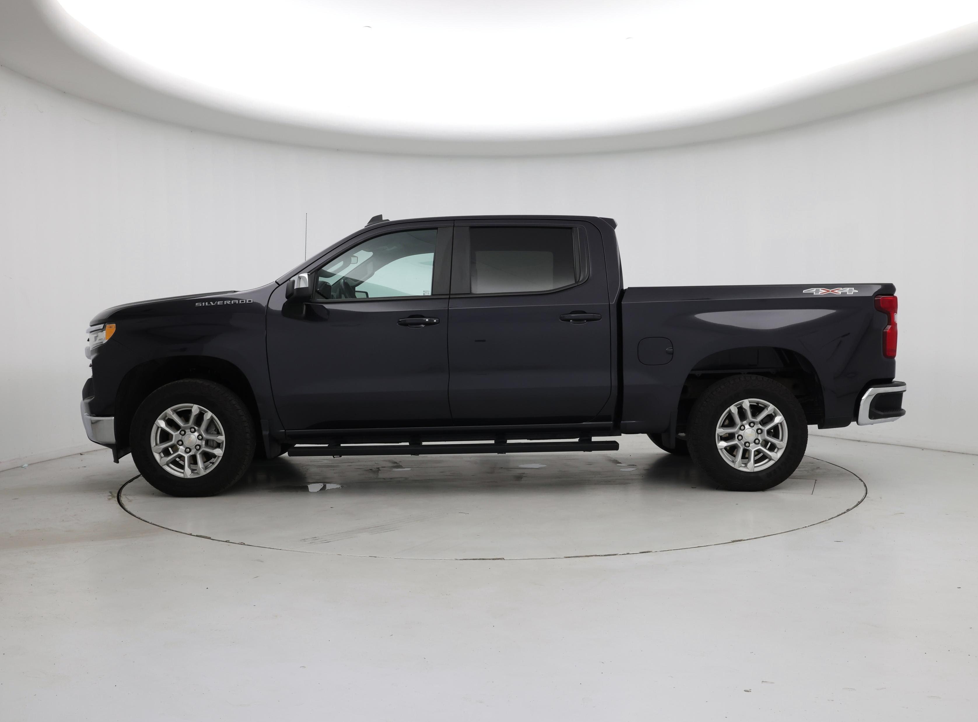 Thumbnail: 2022 Chevrolet Silverado 1500 - 3