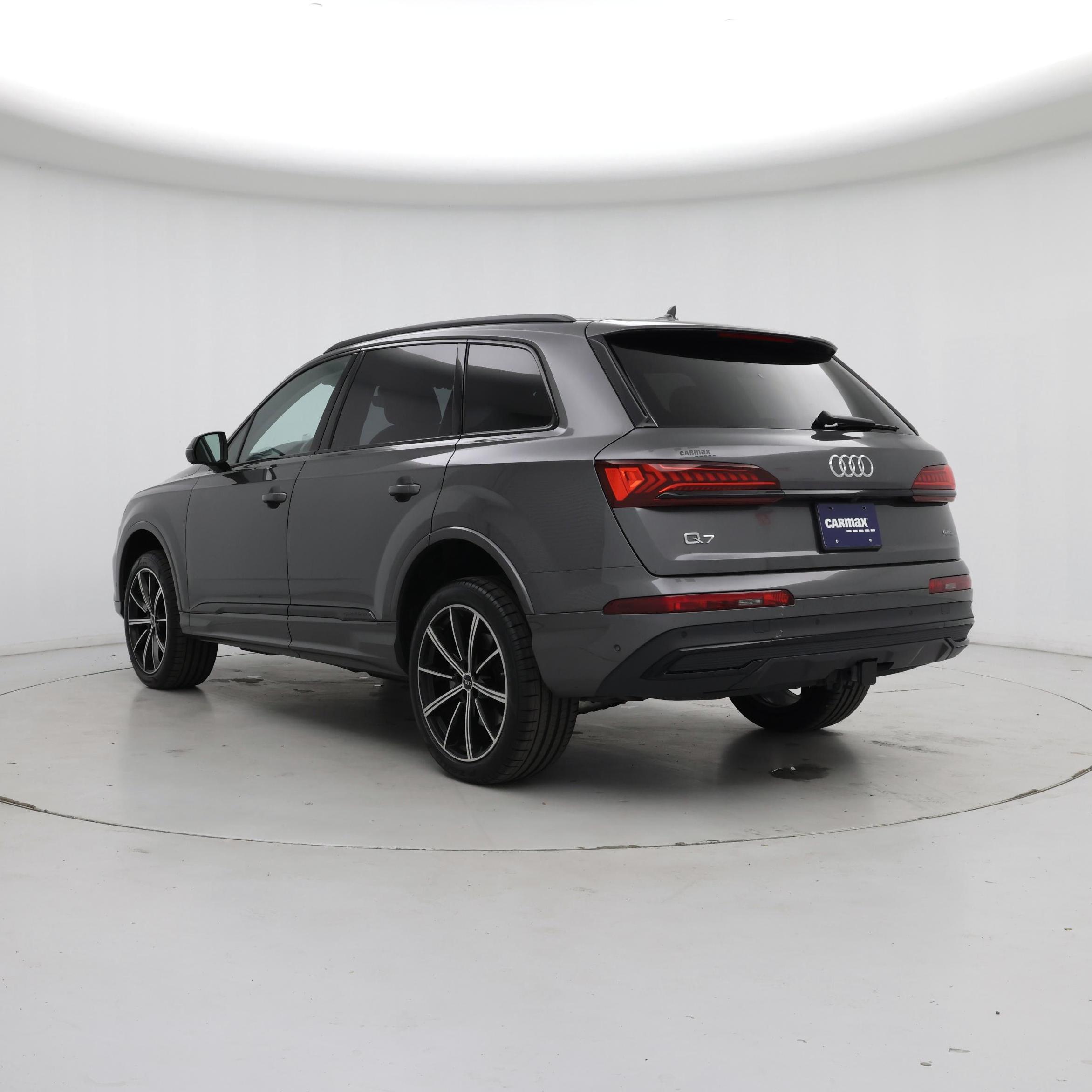 Thumbnail: 2023 Audi Q7 - 2