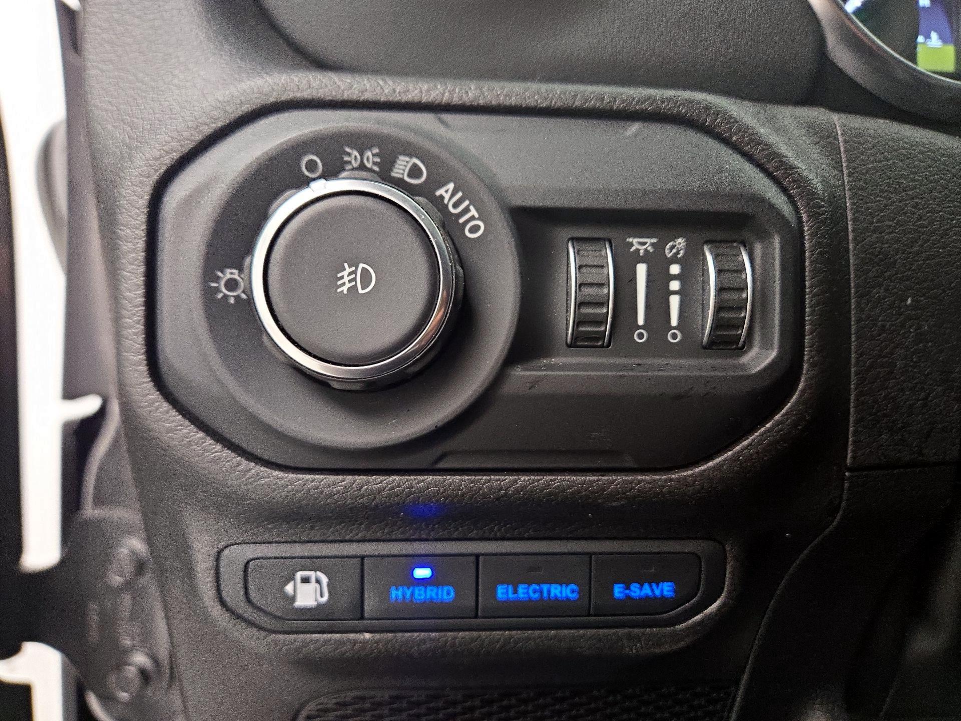 Thumbnail: 2022 Jeep Wrangler - 13