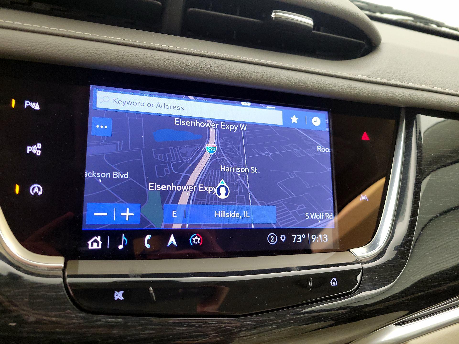 Thumbnail: 2022 Cadillac XT6 - 14