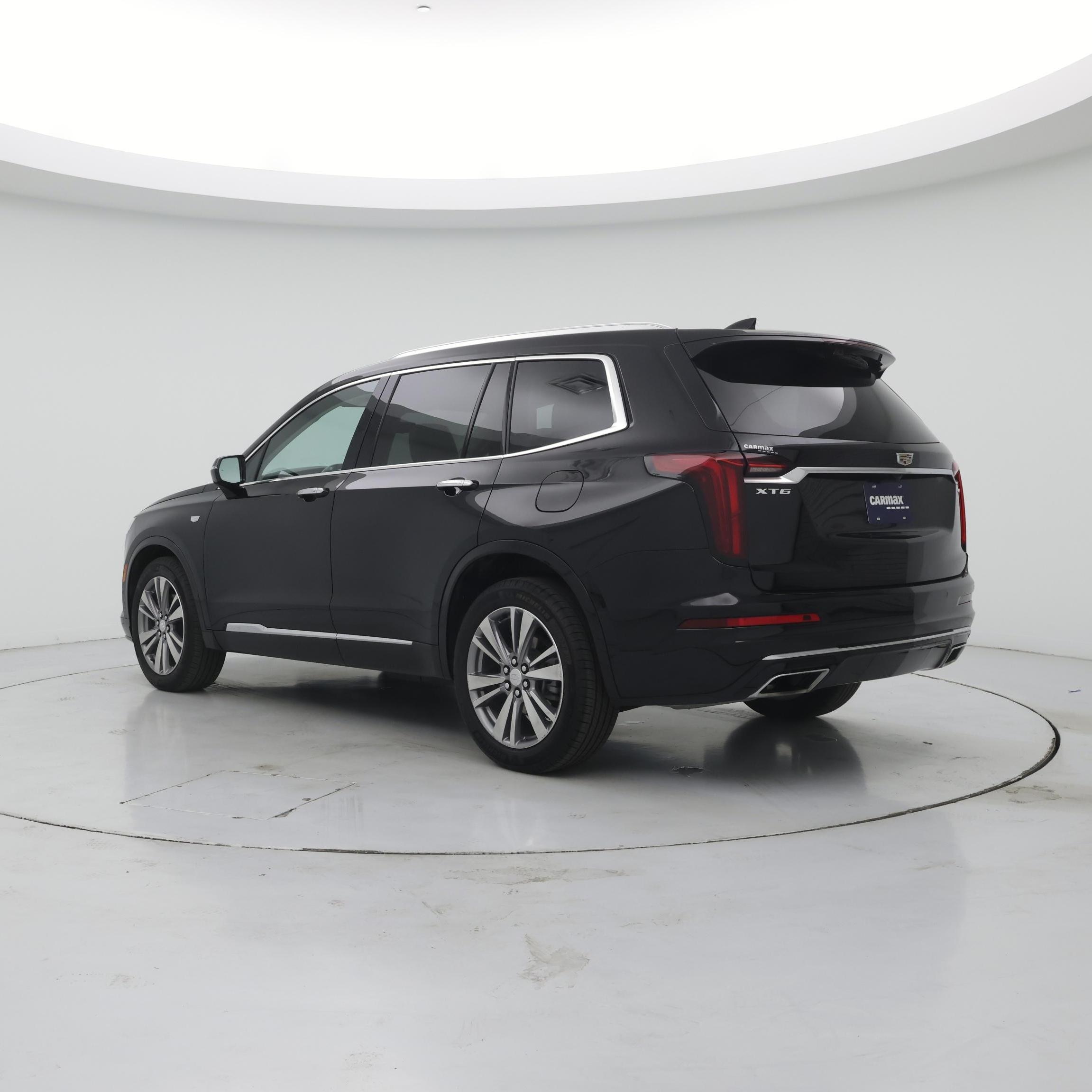 Thumbnail: 2022 Cadillac XT6 - 2