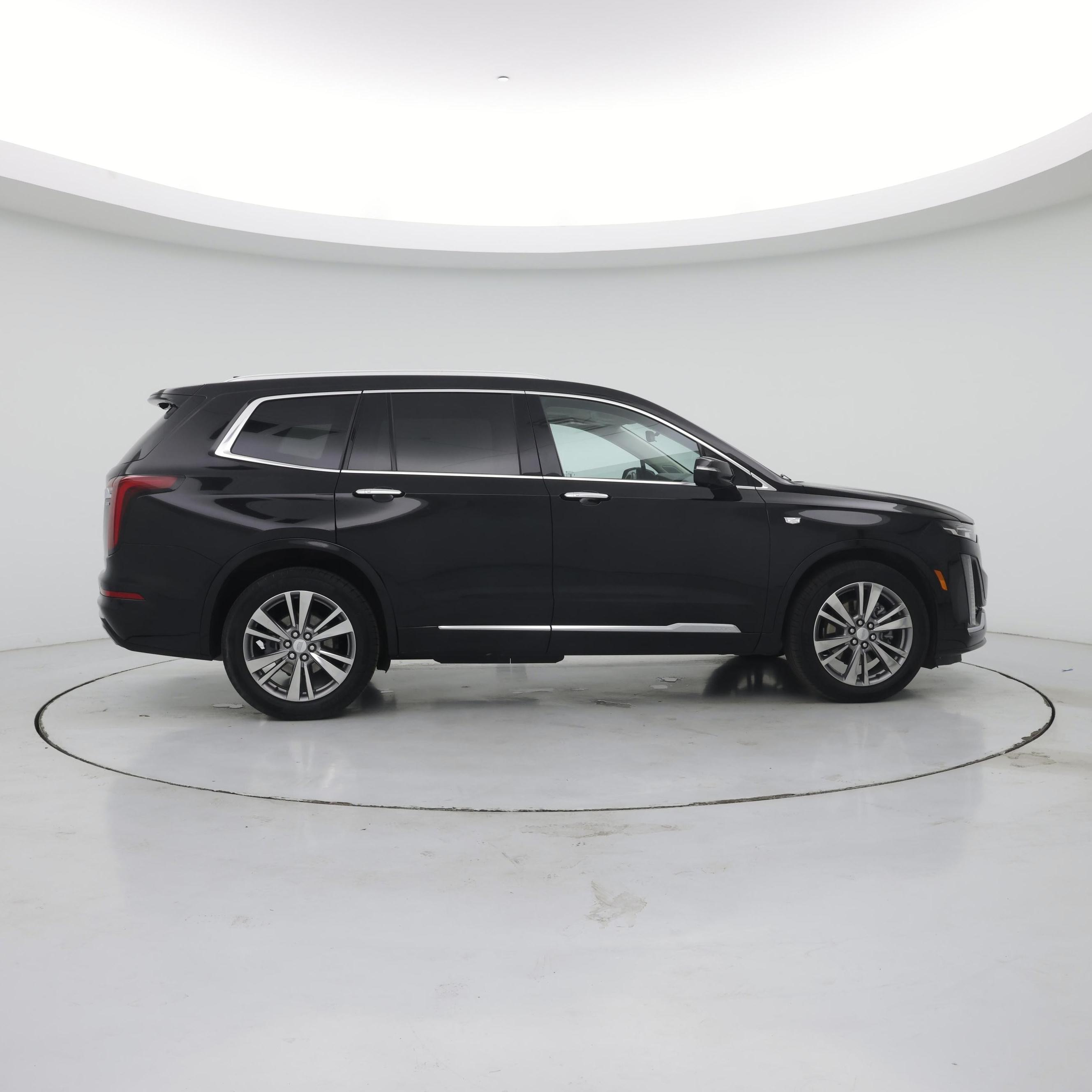 Thumbnail: 2022 Cadillac XT6 - 7