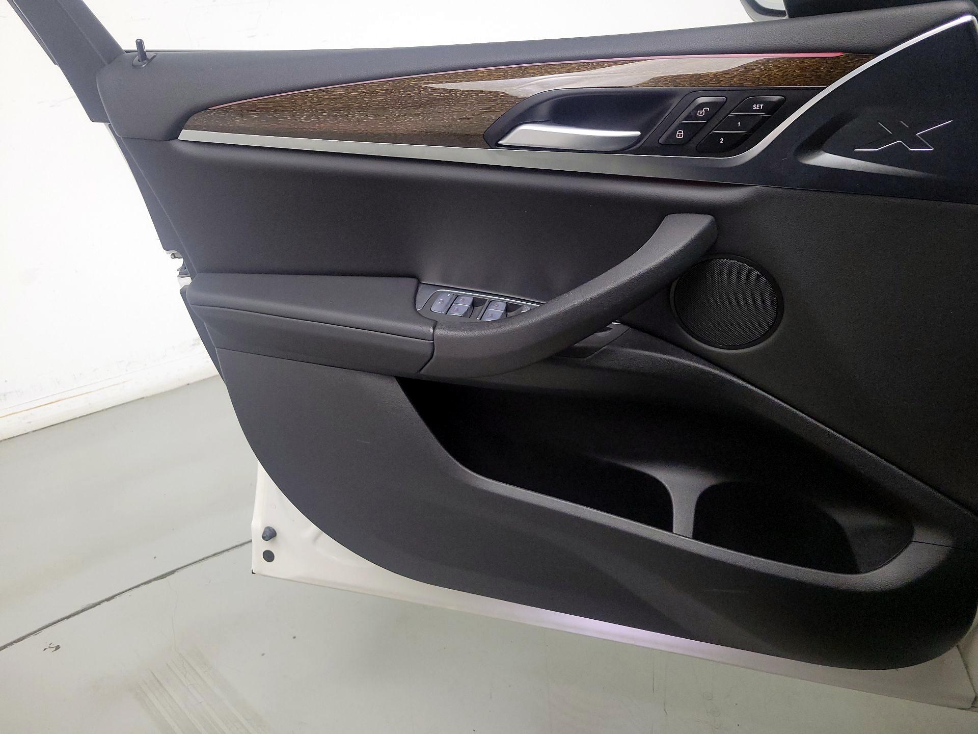 Thumbnail: 2022 BMW X3 - 12