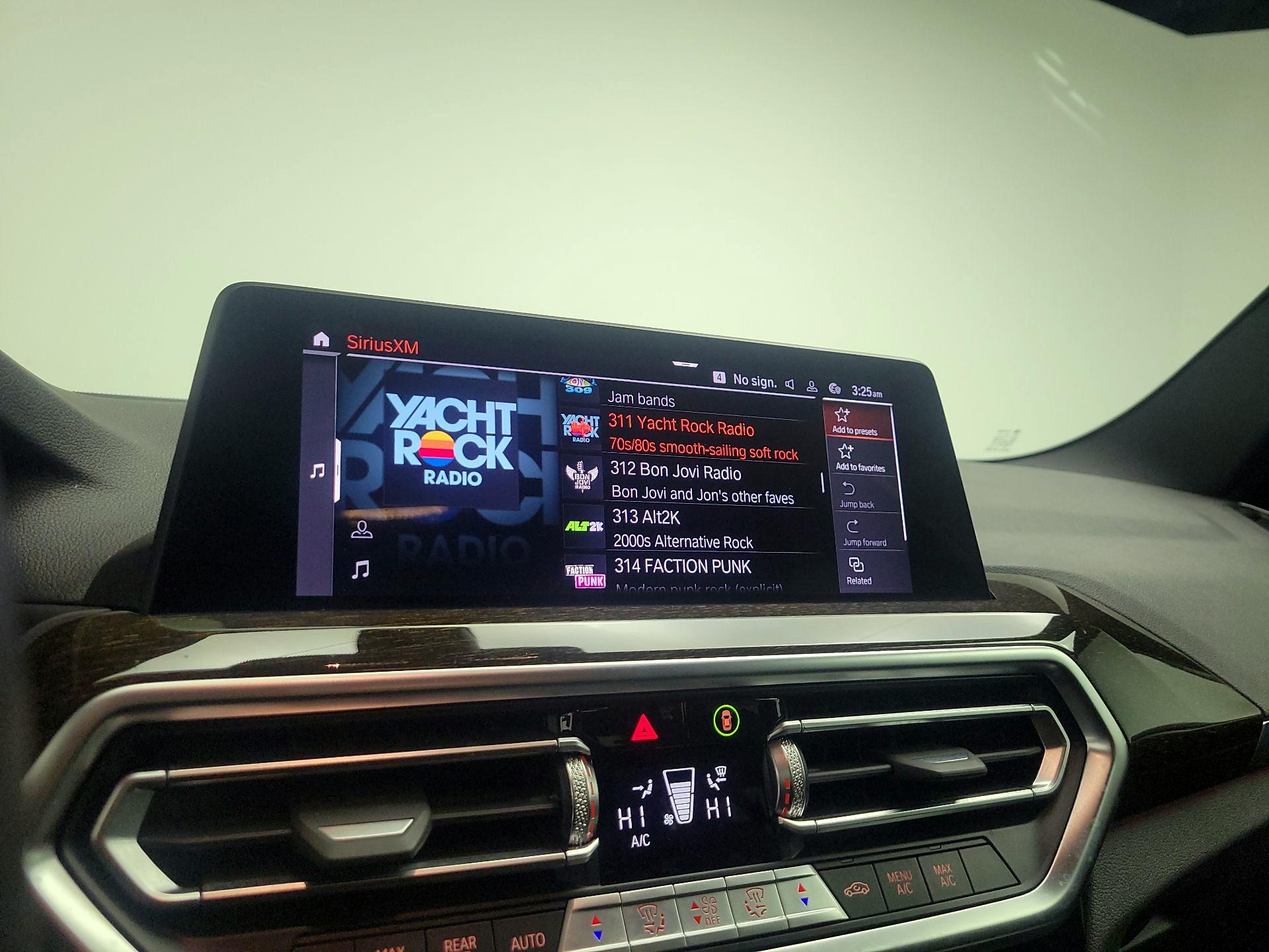 Thumbnail: 2022 BMW X3 - 16