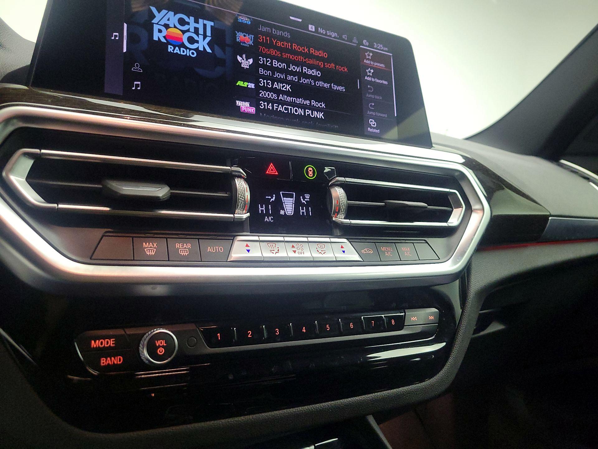 Thumbnail: 2022 BMW X3 - 17