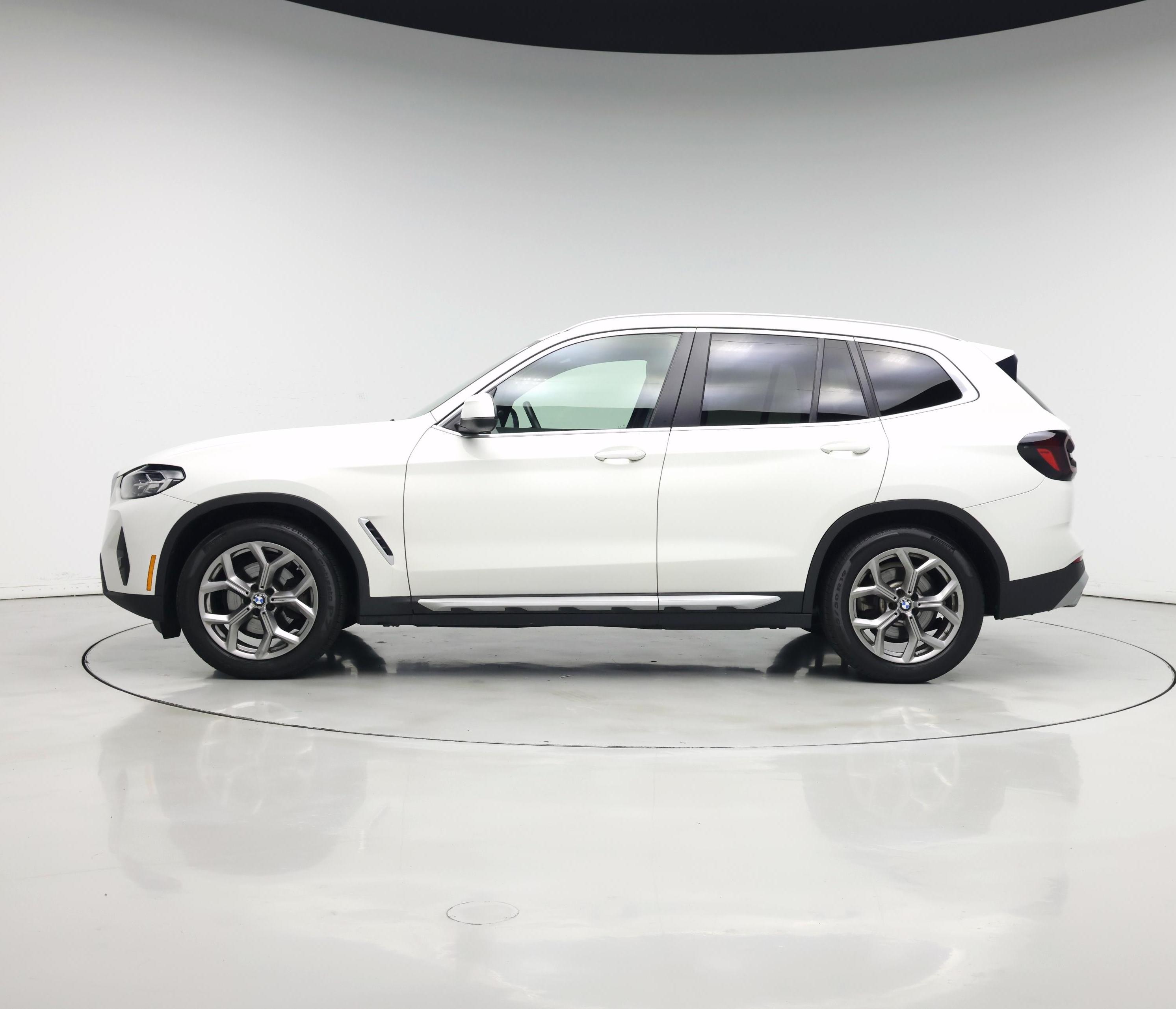 Thumbnail: 2022 BMW X3 - 3