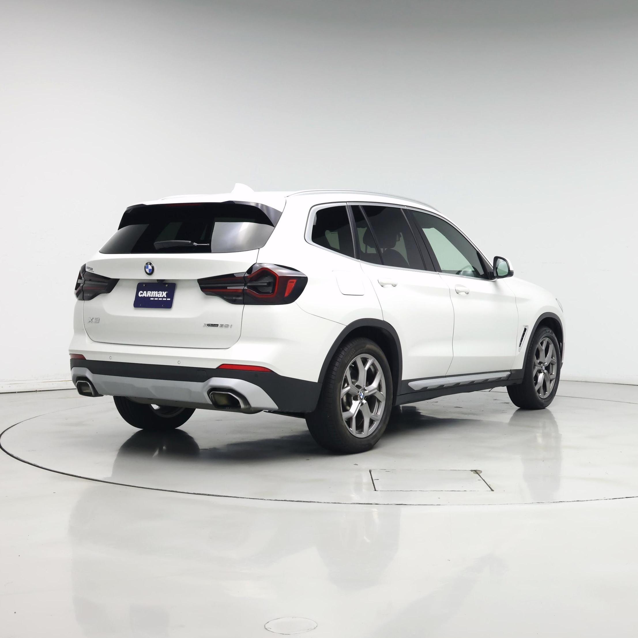 Thumbnail: 2022 BMW X3 - 8