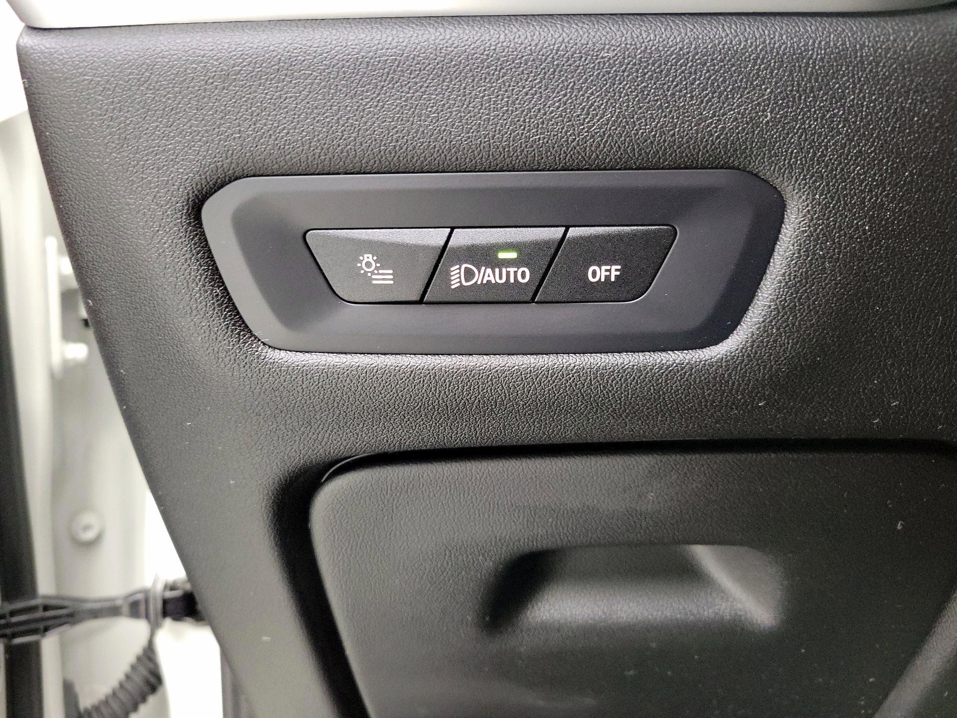 Thumbnail: 2024 BMW X5 - 13