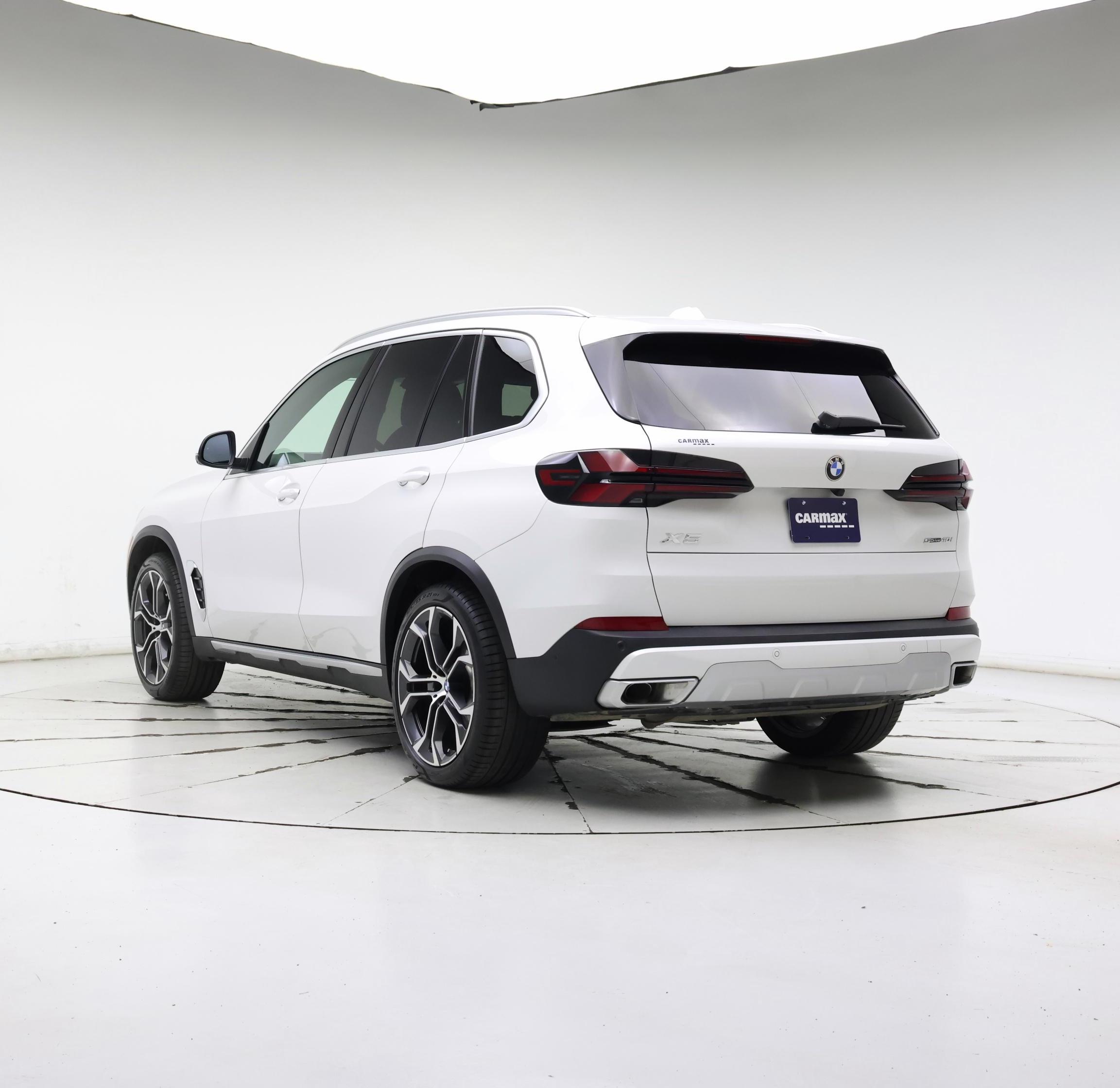 Thumbnail: 2024 BMW X5 - 2