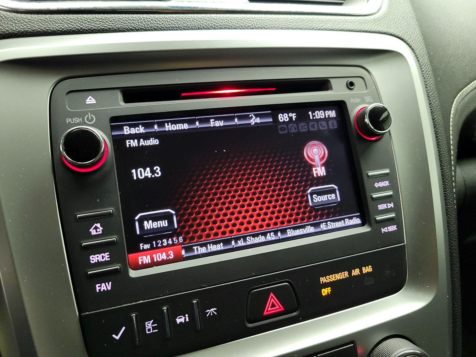 Thumbnail: 2016 GMC Acadia - 14