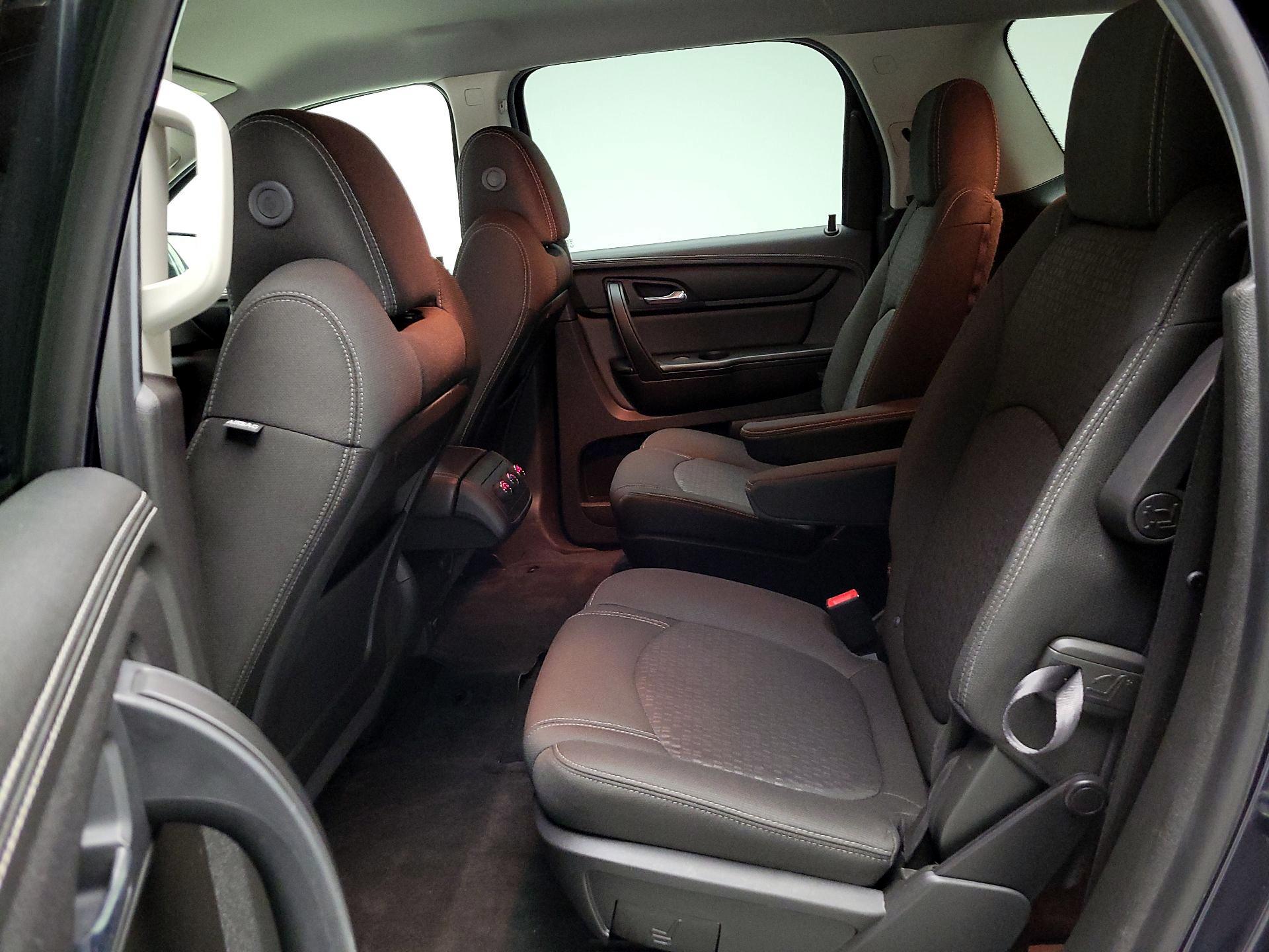 Thumbnail: 2016 GMC Acadia - 18