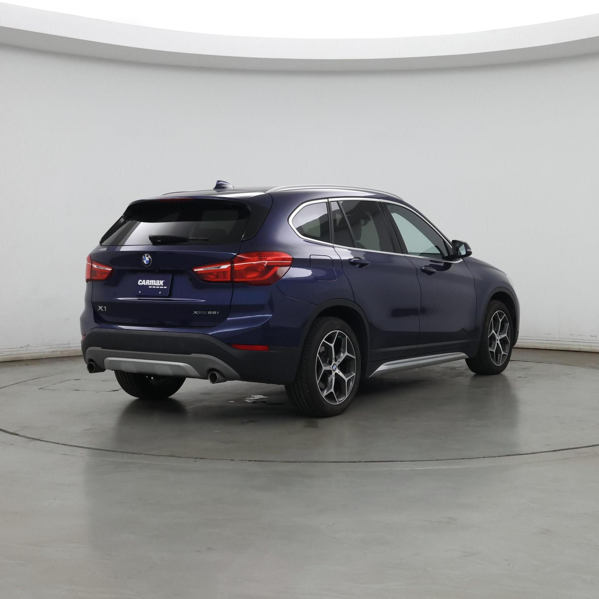 Thumbnail: 2019 BMW X1 - 8