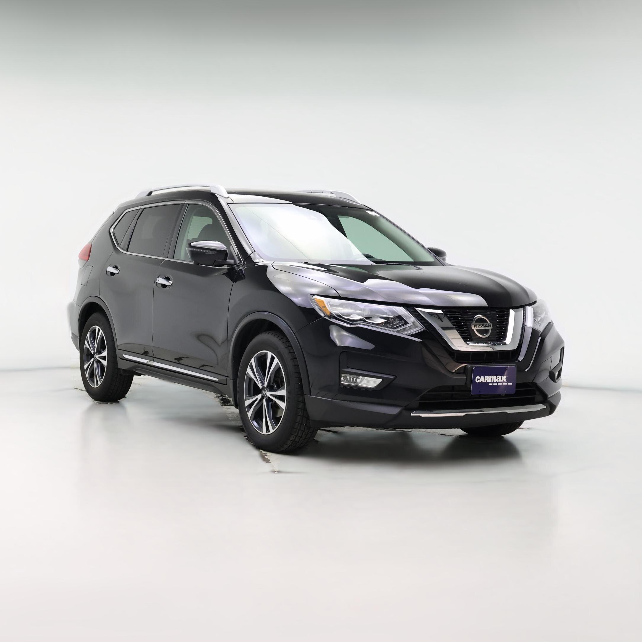 Thumbnail: 2017 Nissan Rogue - 1
