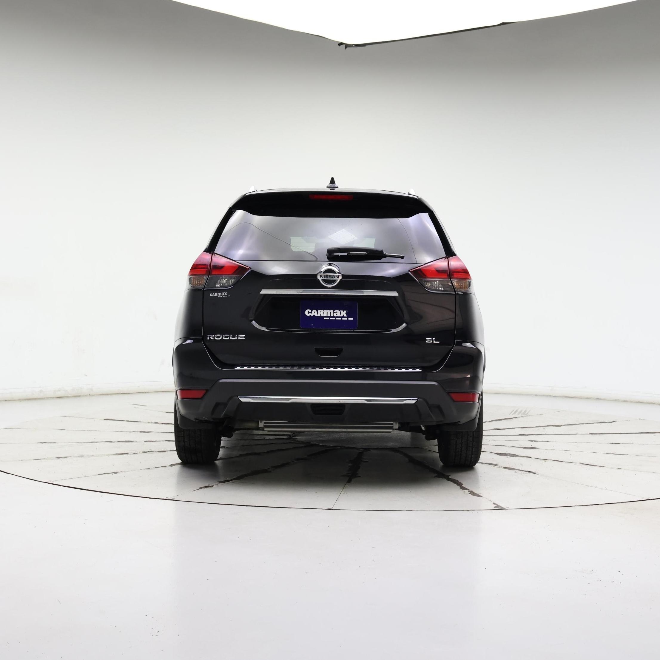 Thumbnail: 2017 Nissan Rogue - 6