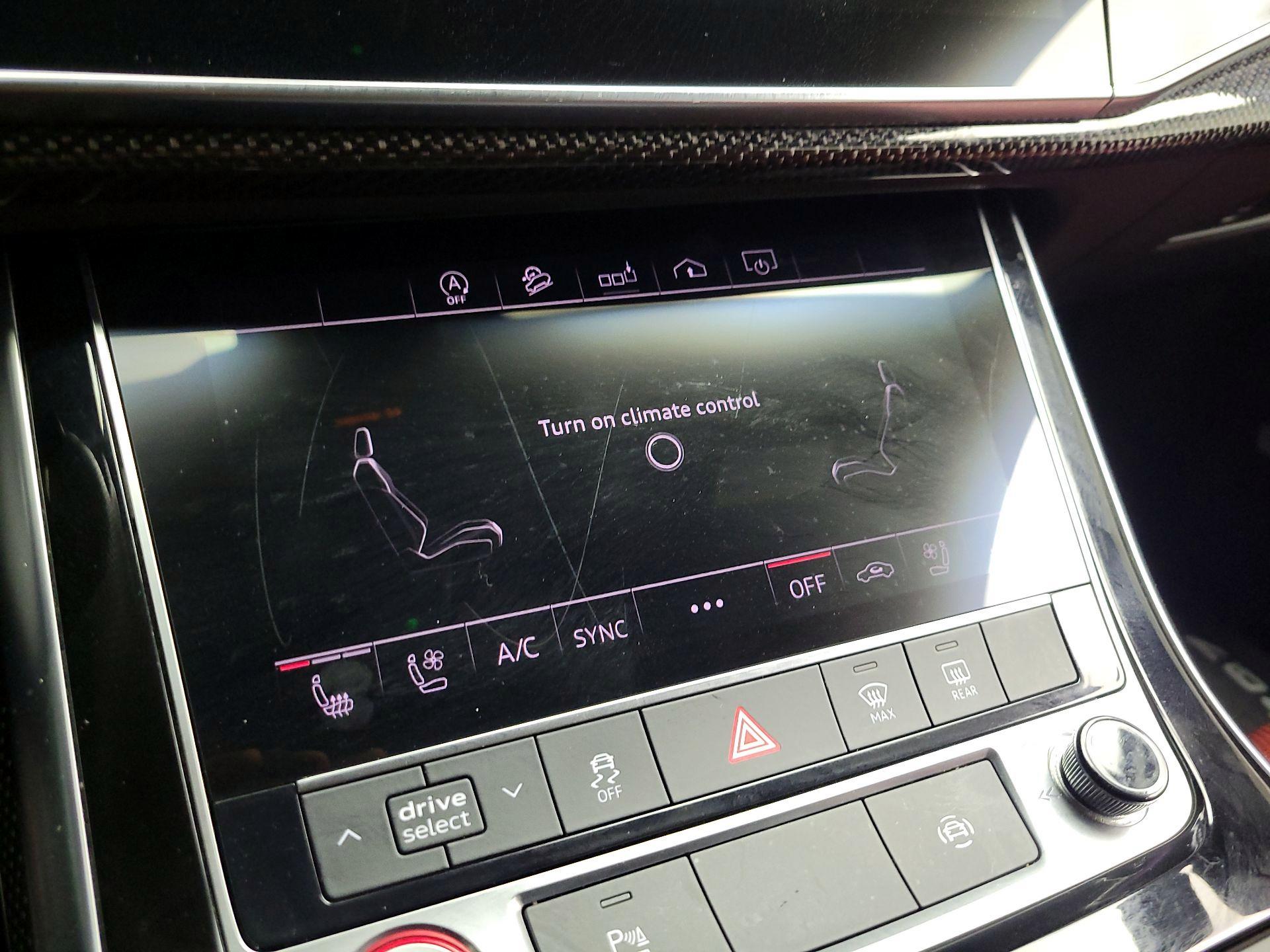 Thumbnail: 2020 Audi SQ7 - 15