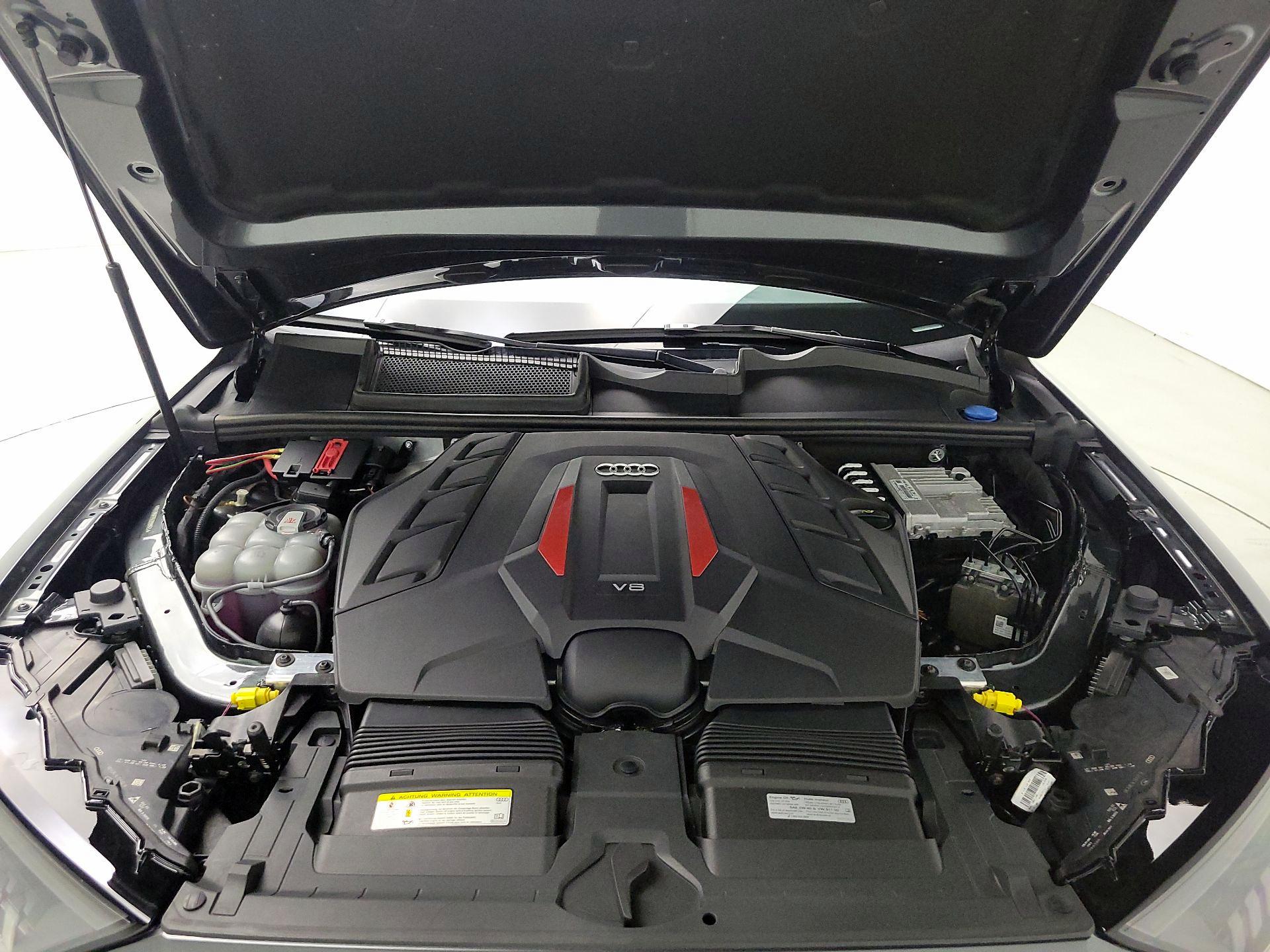 Thumbnail: 2020 Audi SQ7 - 19