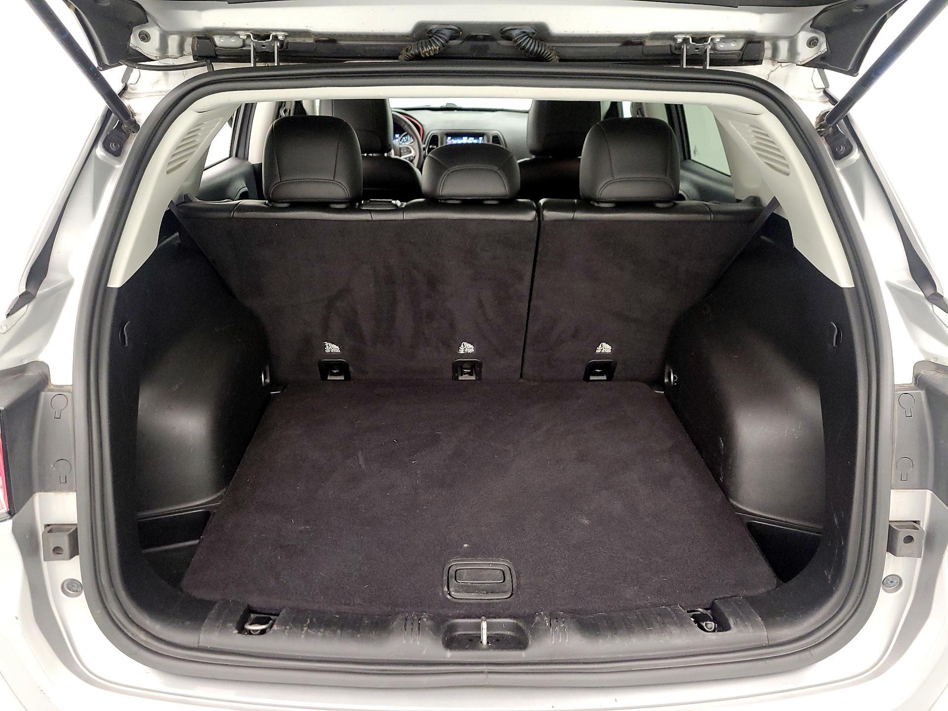 Thumbnail: 2021 Jeep Compass - 20