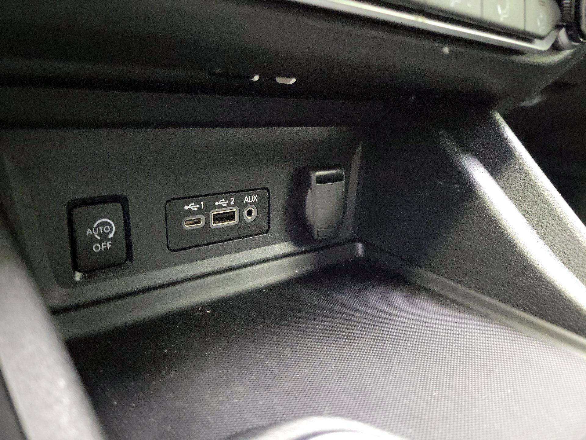 Thumbnail: 2024 Nissan Sentra - 18