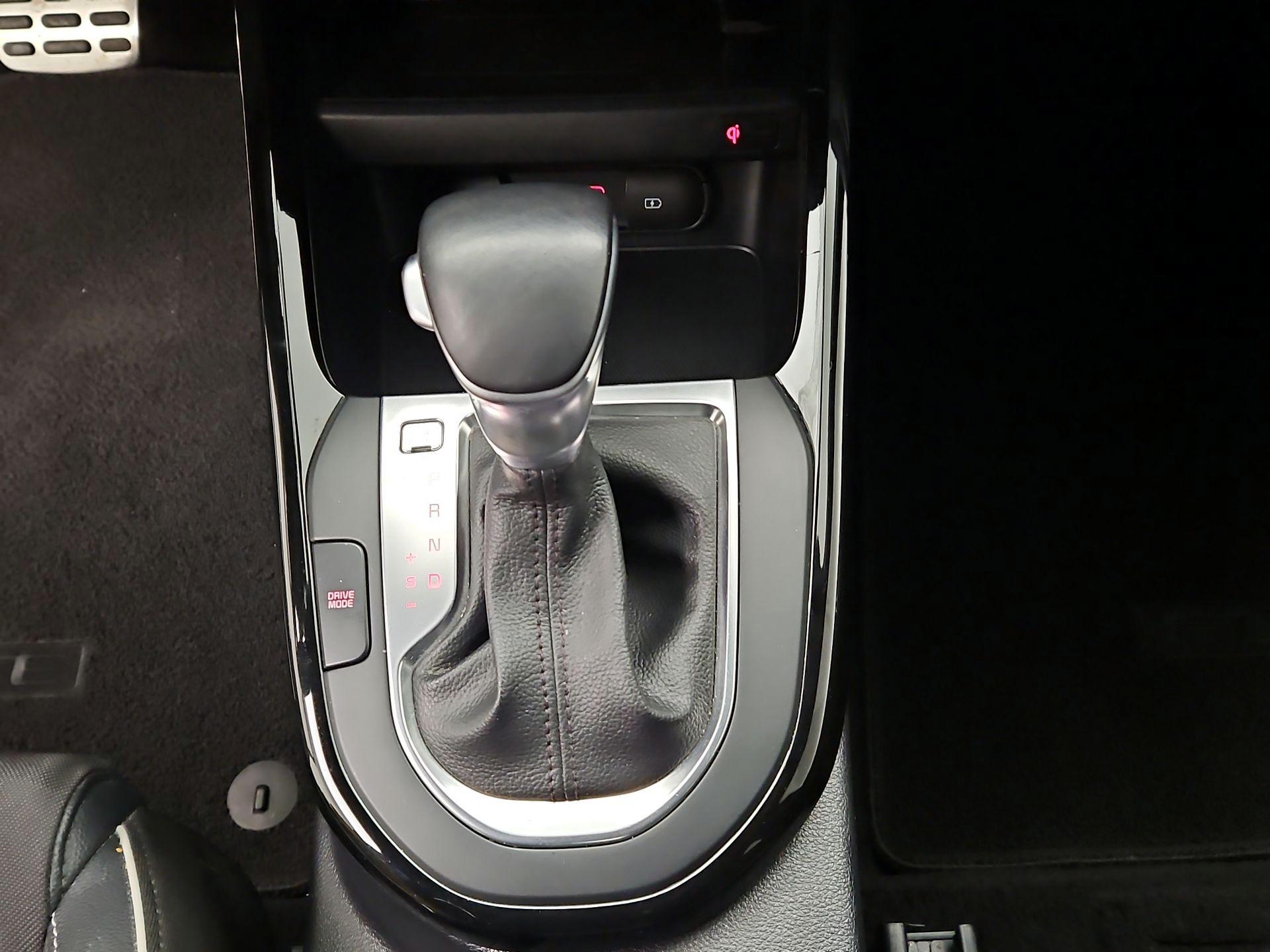 Thumbnail: 2020 Kia Forte - 17