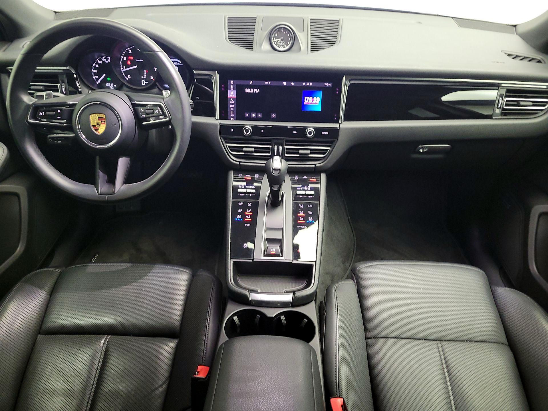 Thumbnail: 2022 Porsche Macan - 9