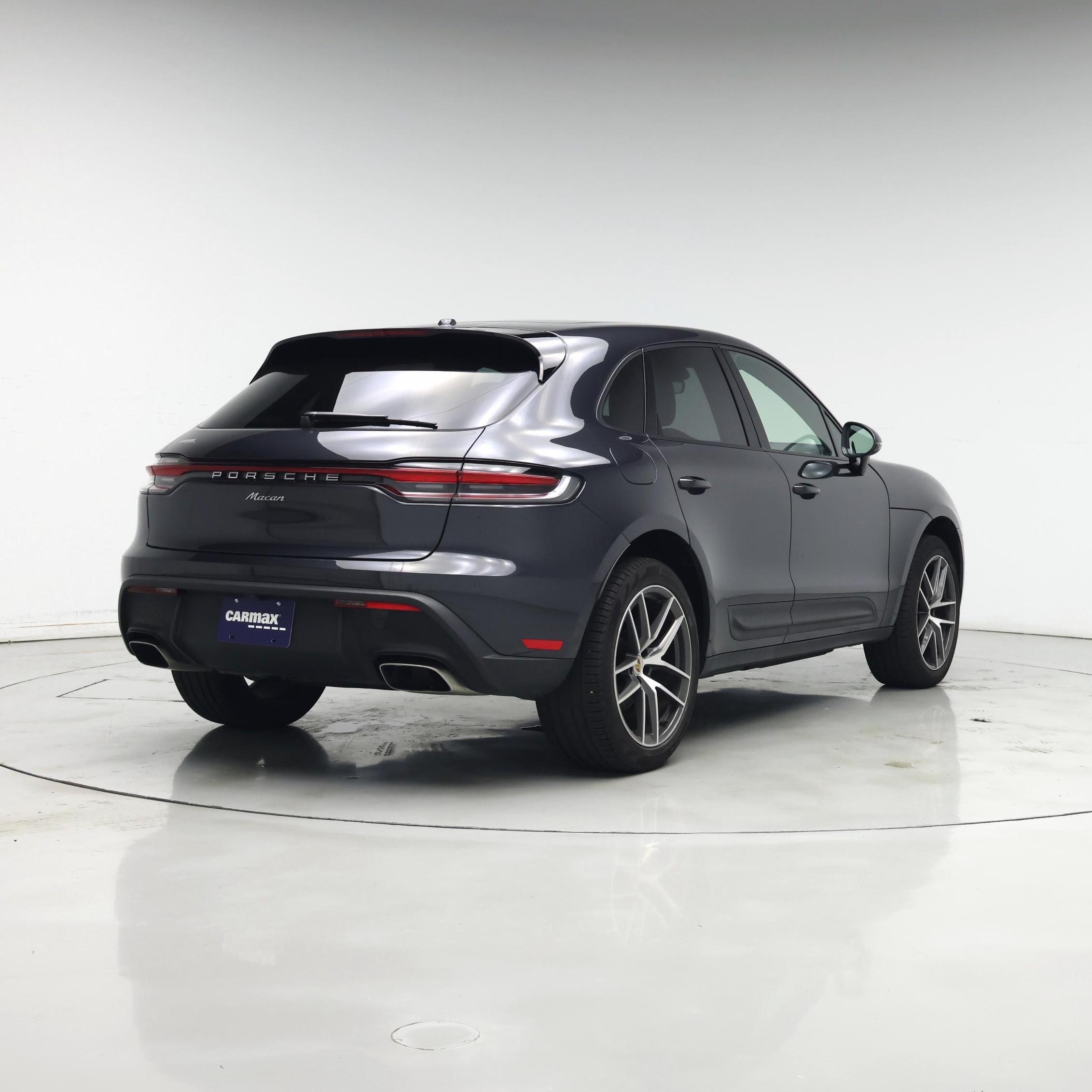 Thumbnail: 2022 Porsche Macan - 8