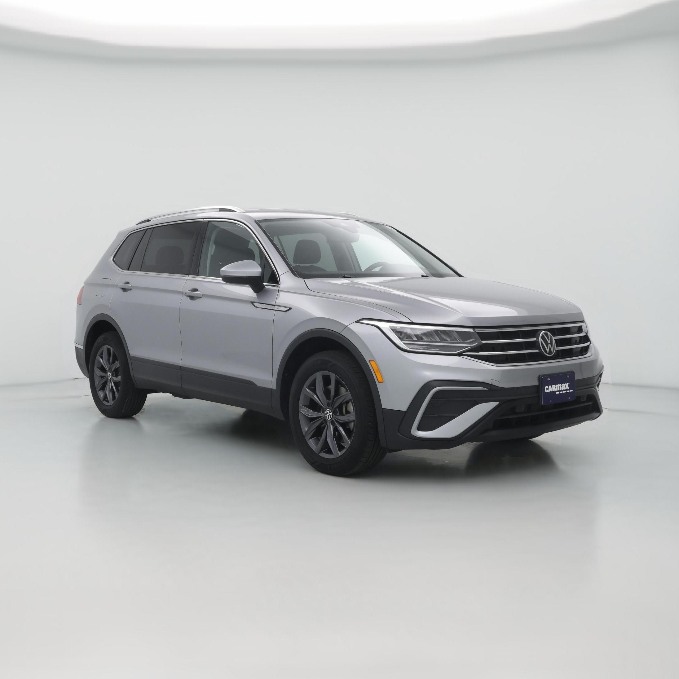 Thumbnail: 2022 Volkswagen Tiguan - 1