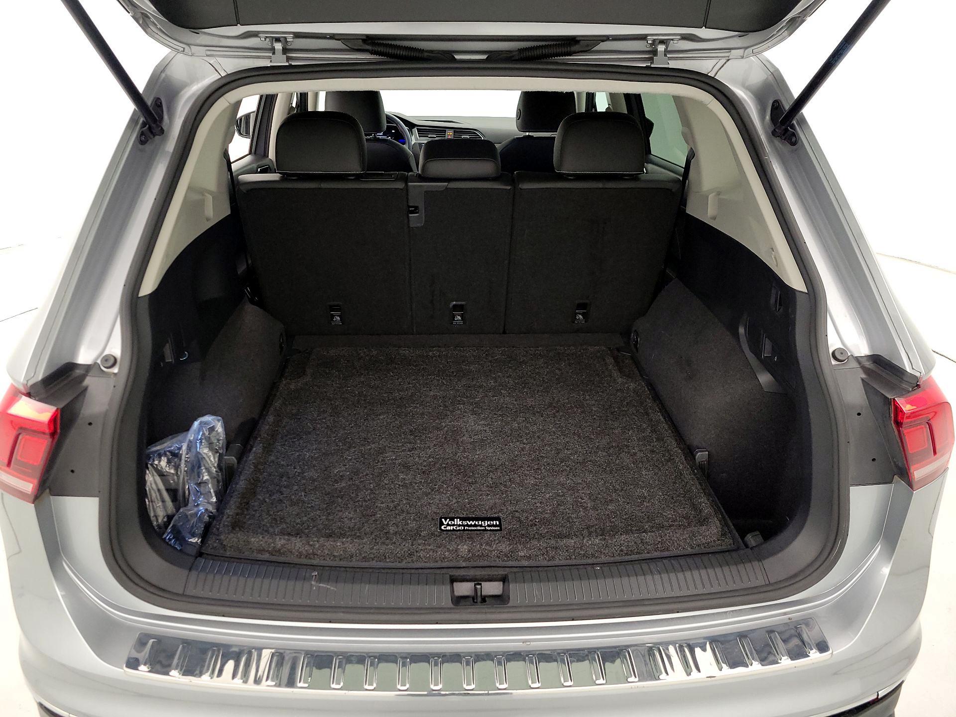 Thumbnail: 2022 Volkswagen Tiguan - 19