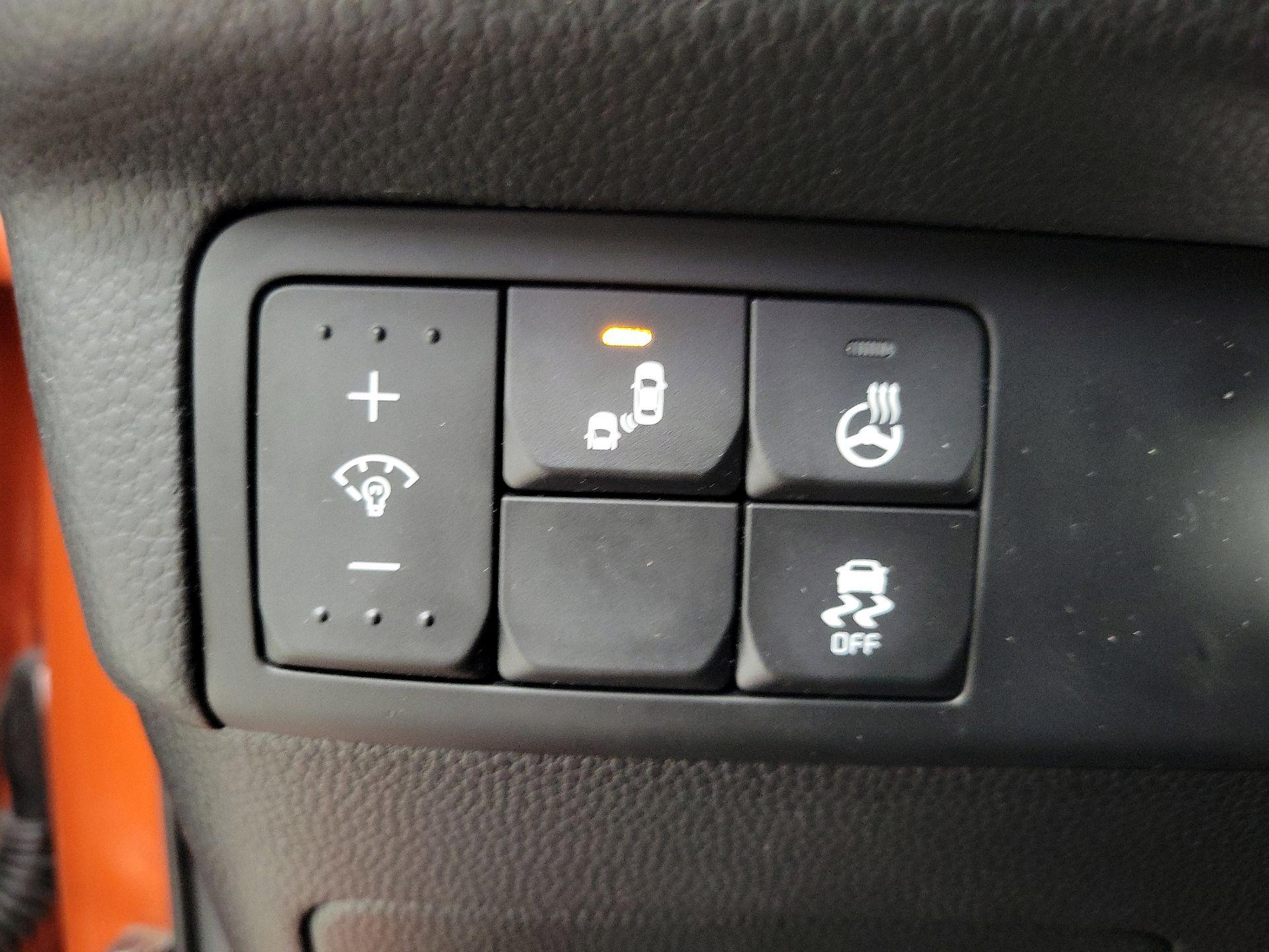 Thumbnail: 2018 Kia Soul - 13