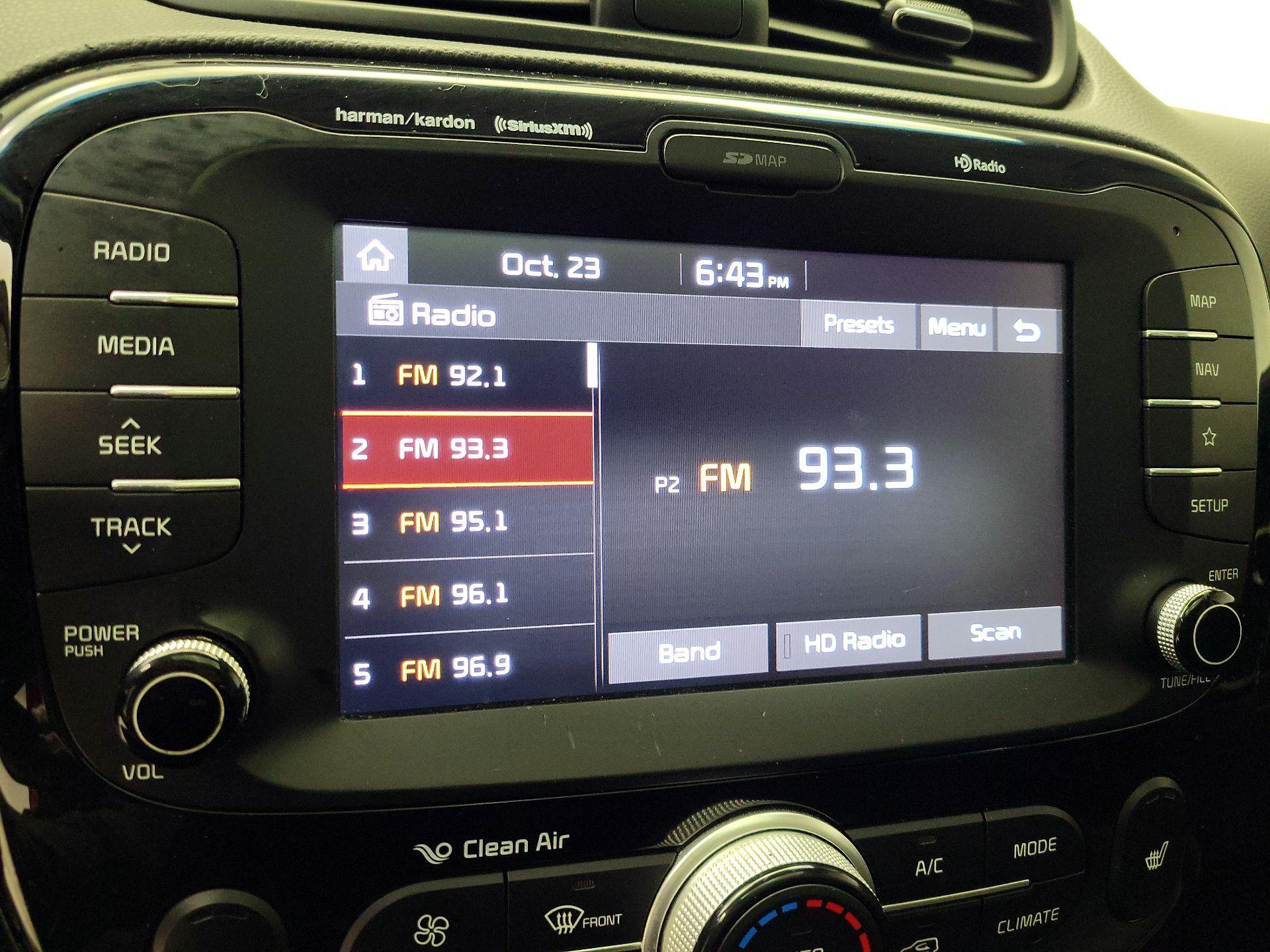 Thumbnail: 2018 Kia Soul - 15