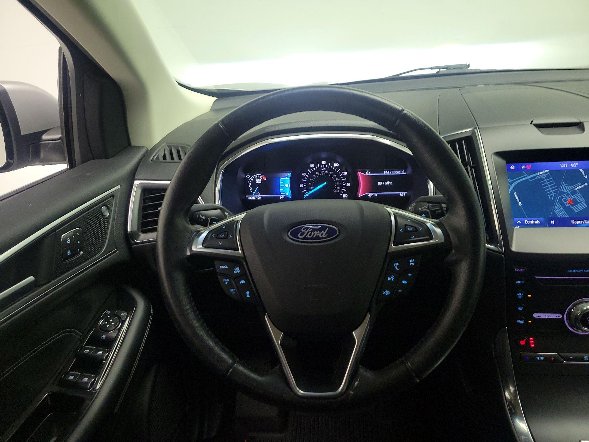 Thumbnail: 2019 Ford Edge - 10